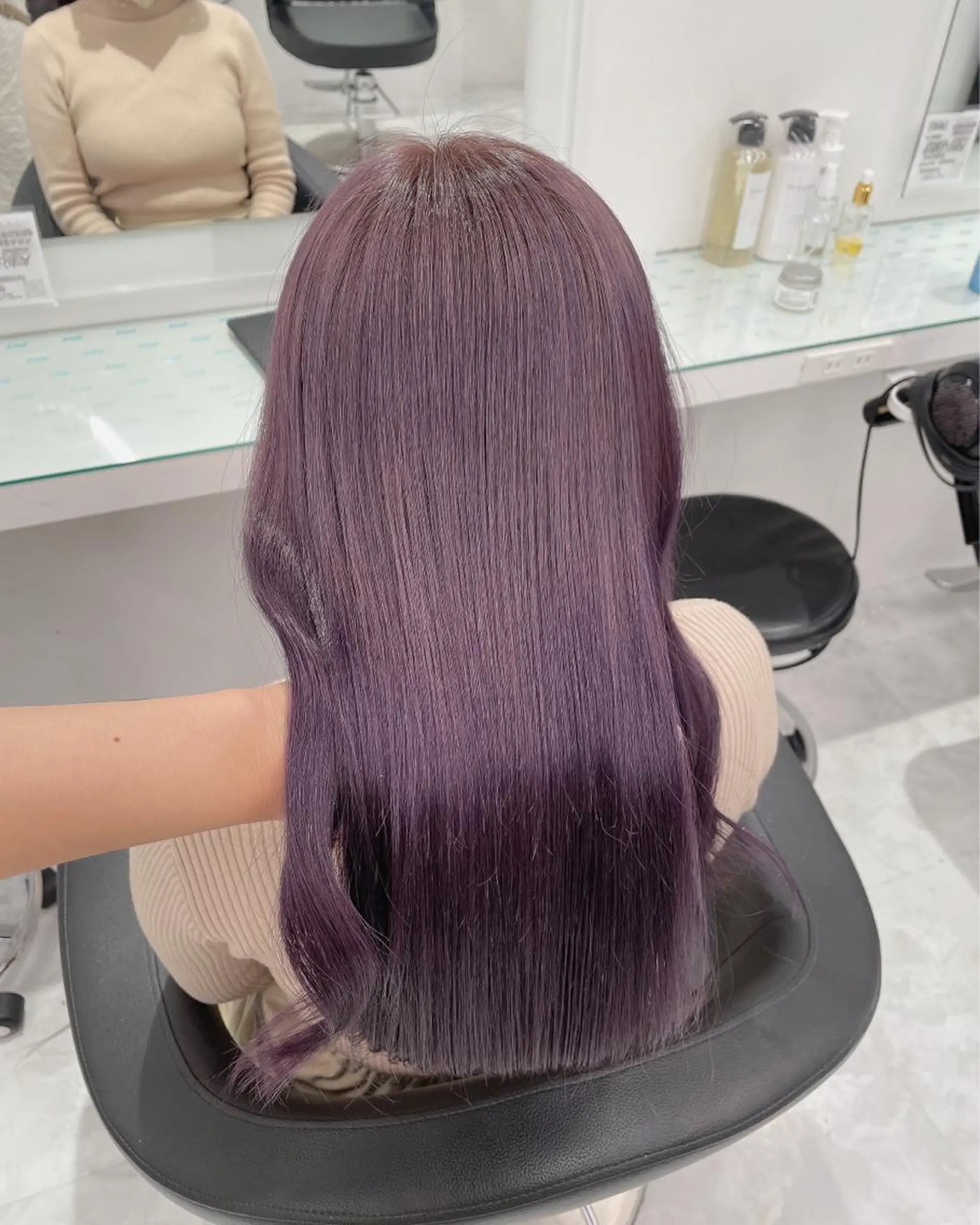 セミロング カラー ヘアカラー トリートメント 💗🤍透明感カラー 🤍💗kanonのヘアスタイル