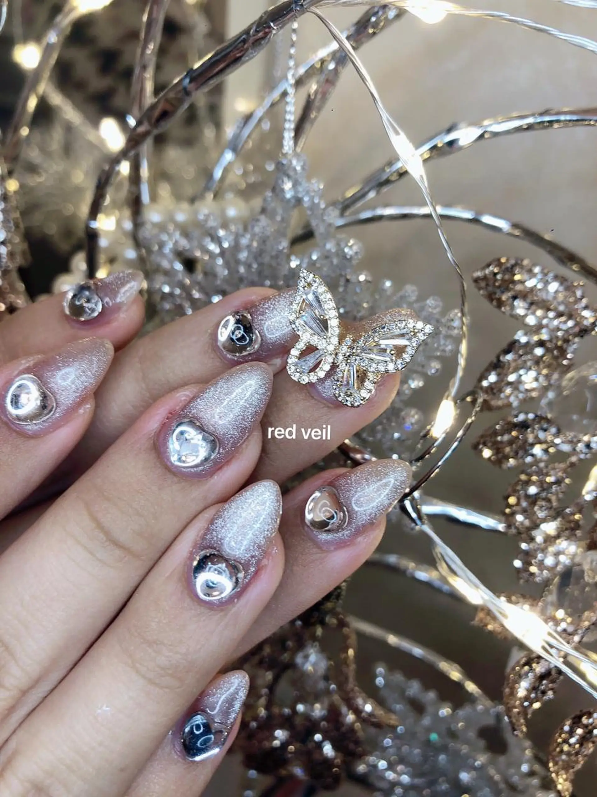 ミディアム ネイル マグネットネイル 長さ出し専門 nynaのネイルデザイン