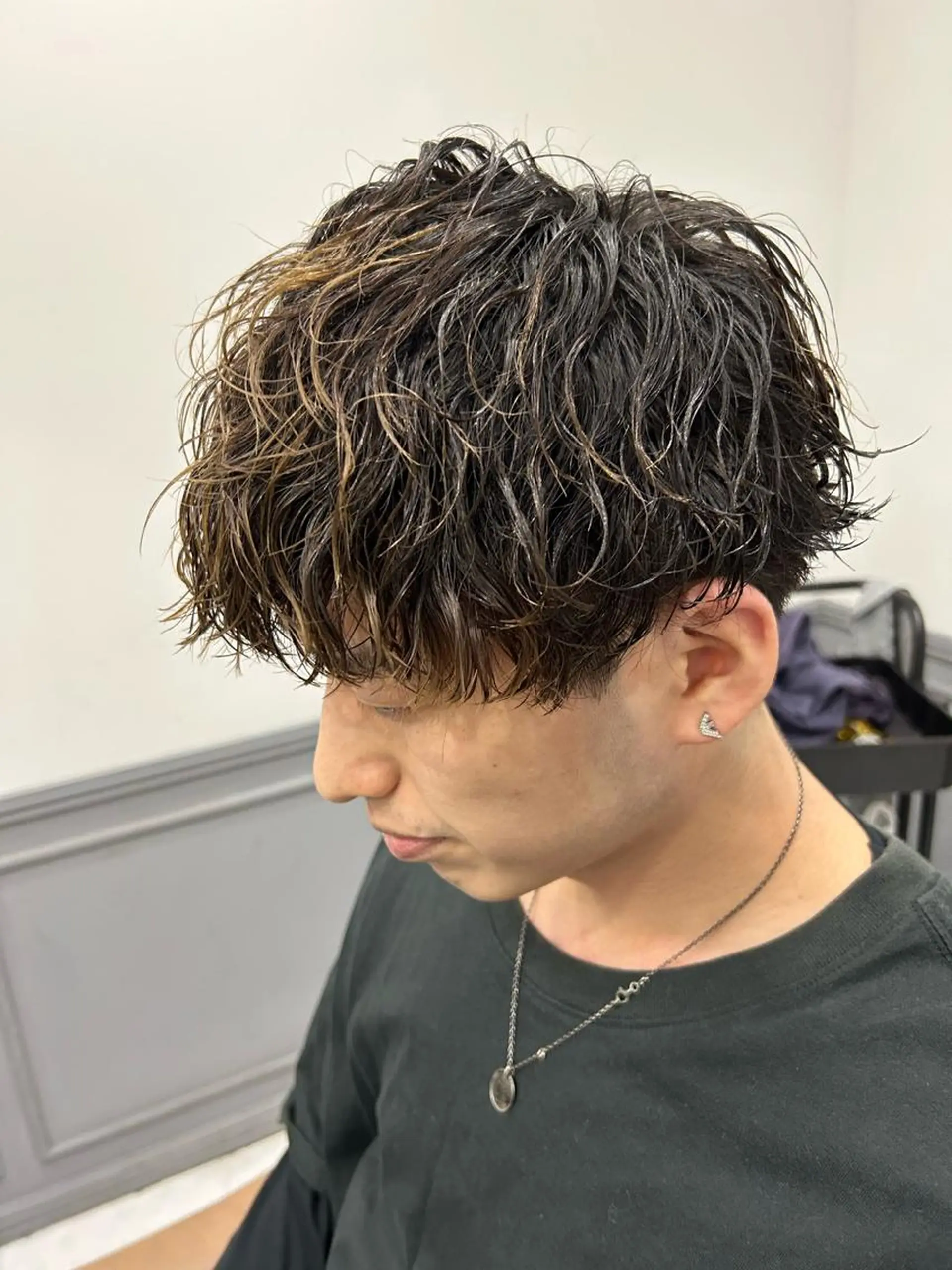 ショート カラー パーマ ヘアアレンジ メンズ カット パーマ 🔥メンズパーマ特 化🔥渡辺一翔🔥のヘアスタイル