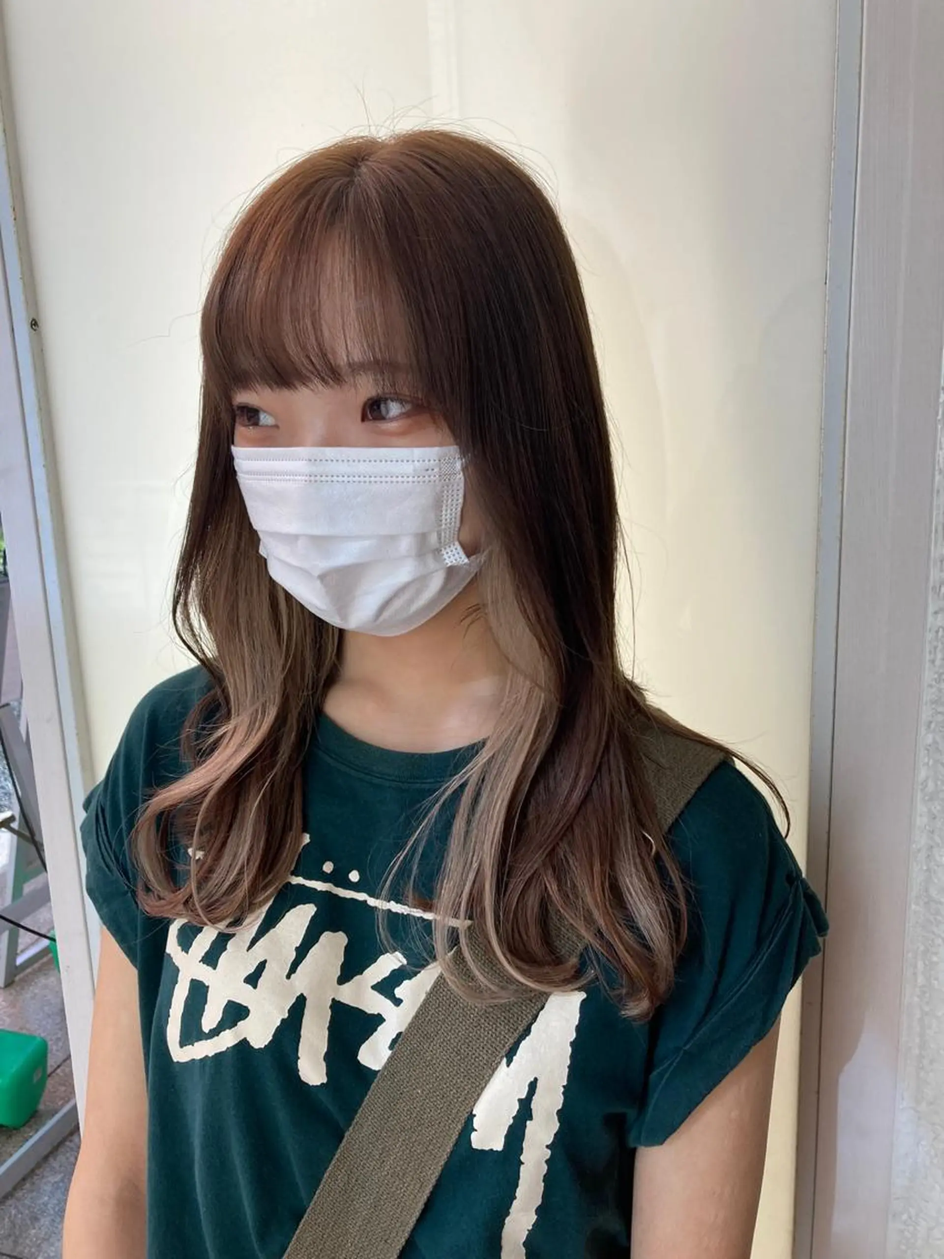 セミロング カラー エクステ 綿貫 美香のヘアスタイル