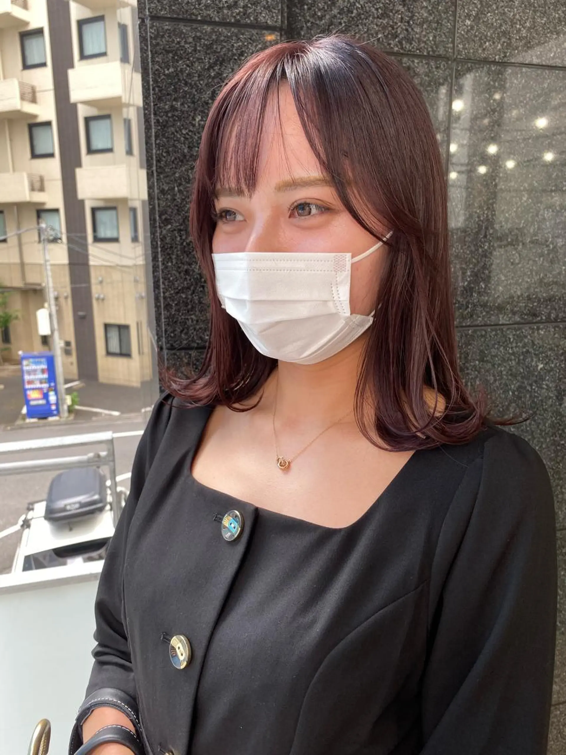 ミディアム カラー オリーブ/アッシュ やわらか透明感カラーのヘアスタイル