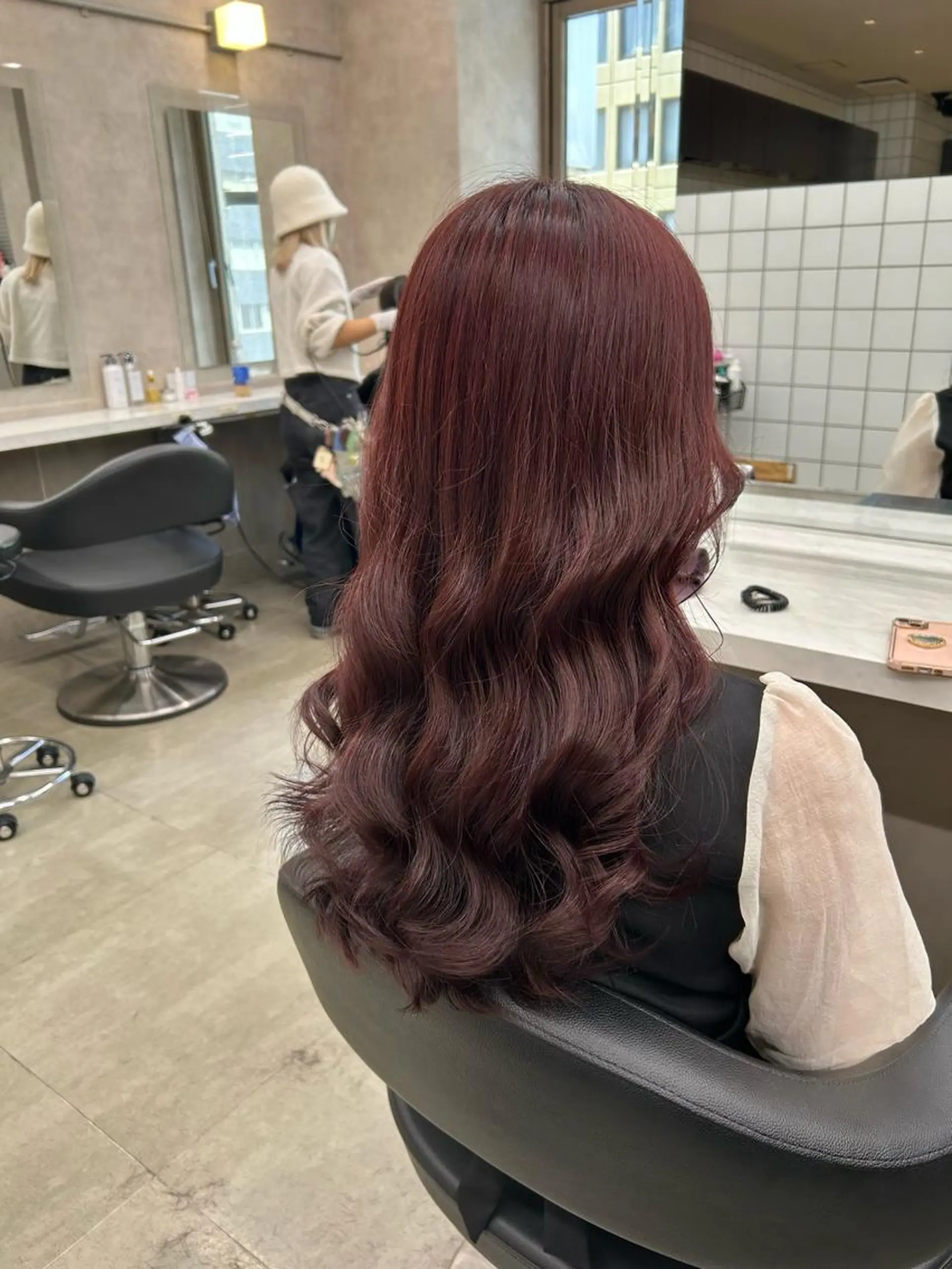 ミディアム カラー パーマ ヘアアレンジ メンズ キッズ ネイル マツエク・マツパ アイブロウ 🦋透明感グレージュ /韓国レイヤー🦋のヘアスタイル