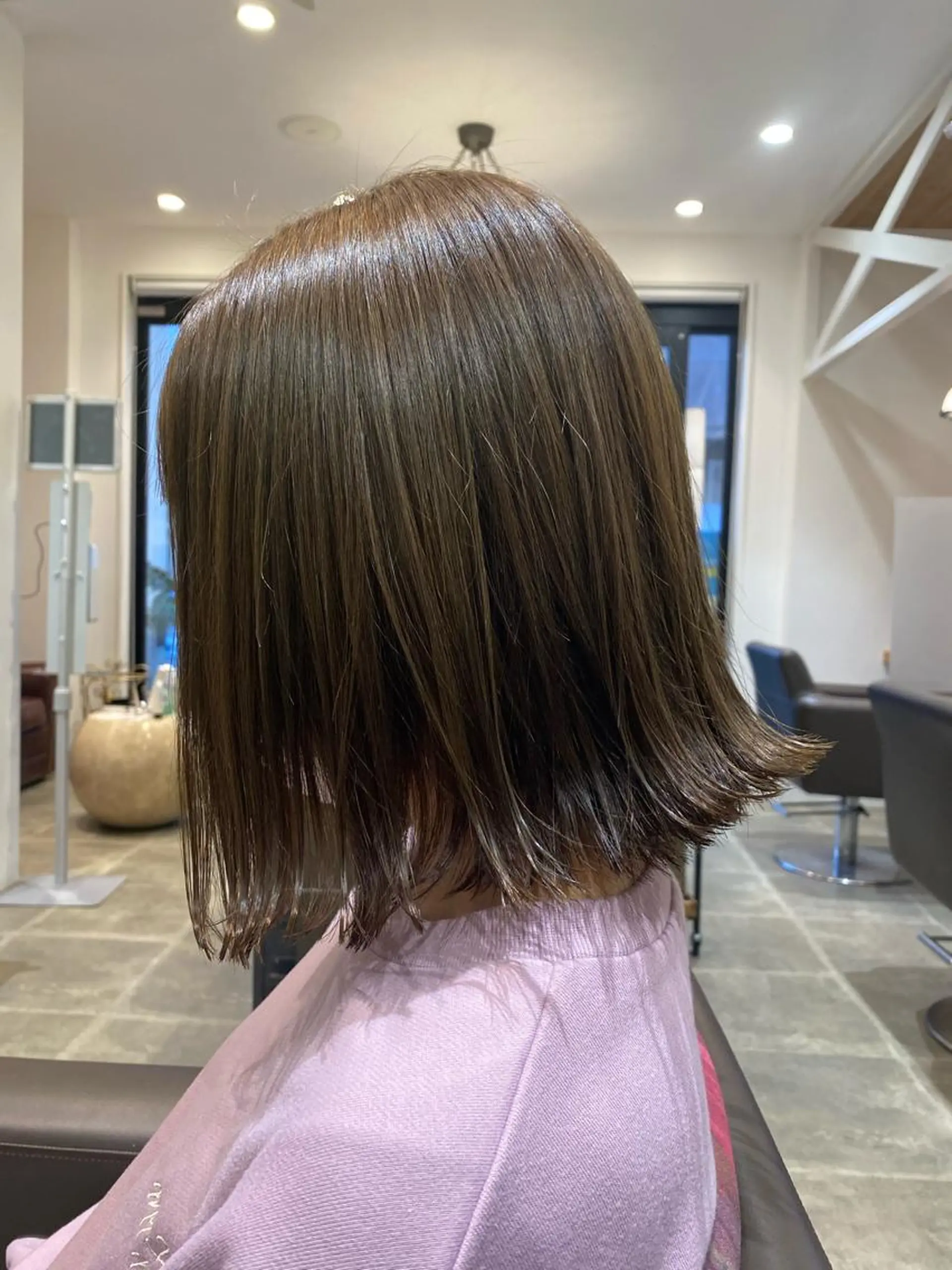 ショート 切りっぱなしボブ ボブ 井上 舞のヘアスタイル