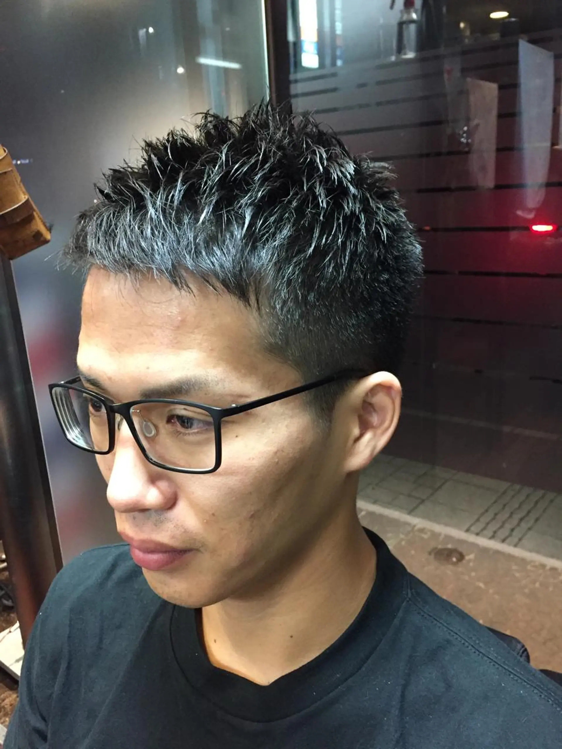 ショート メンズ 刈り上げ 【24時まで営業✨】 吉本　成樹のヘアスタイル