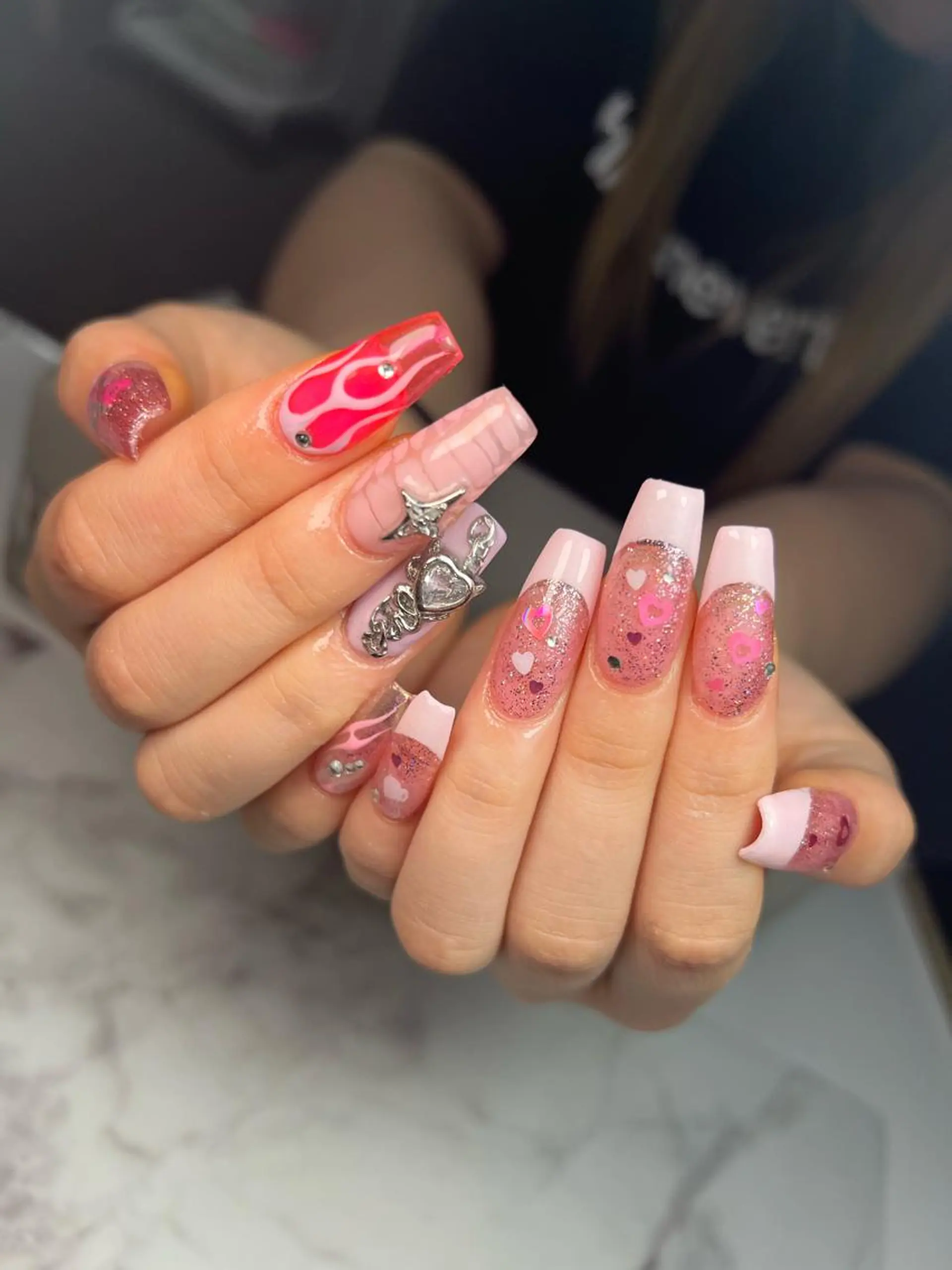 ネイル Nail Salon L'arc所属・💊大阪/心斎橋 moni🧠のネイルデザイン