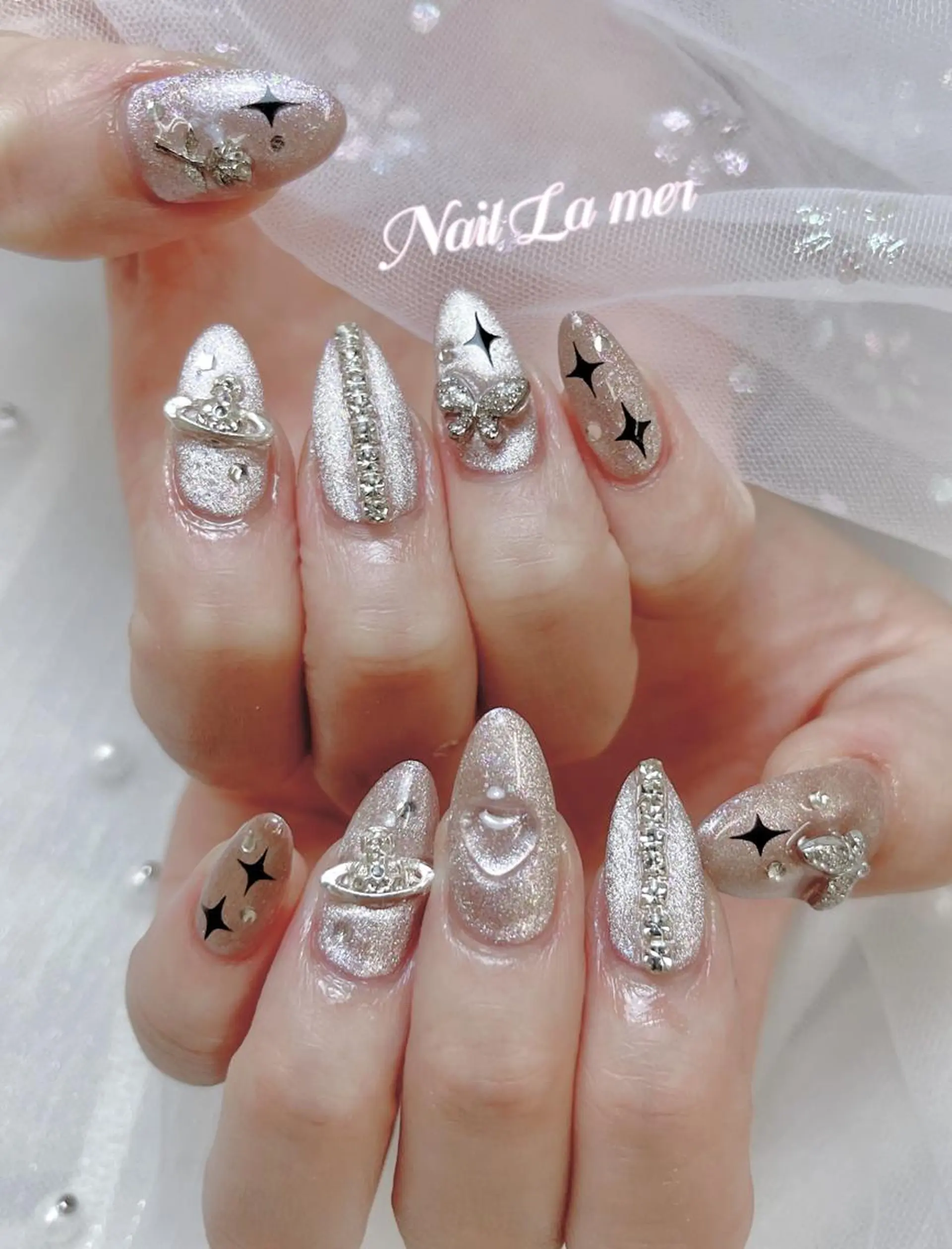 ネイル ✨荒木 🌙のネイルデザイン