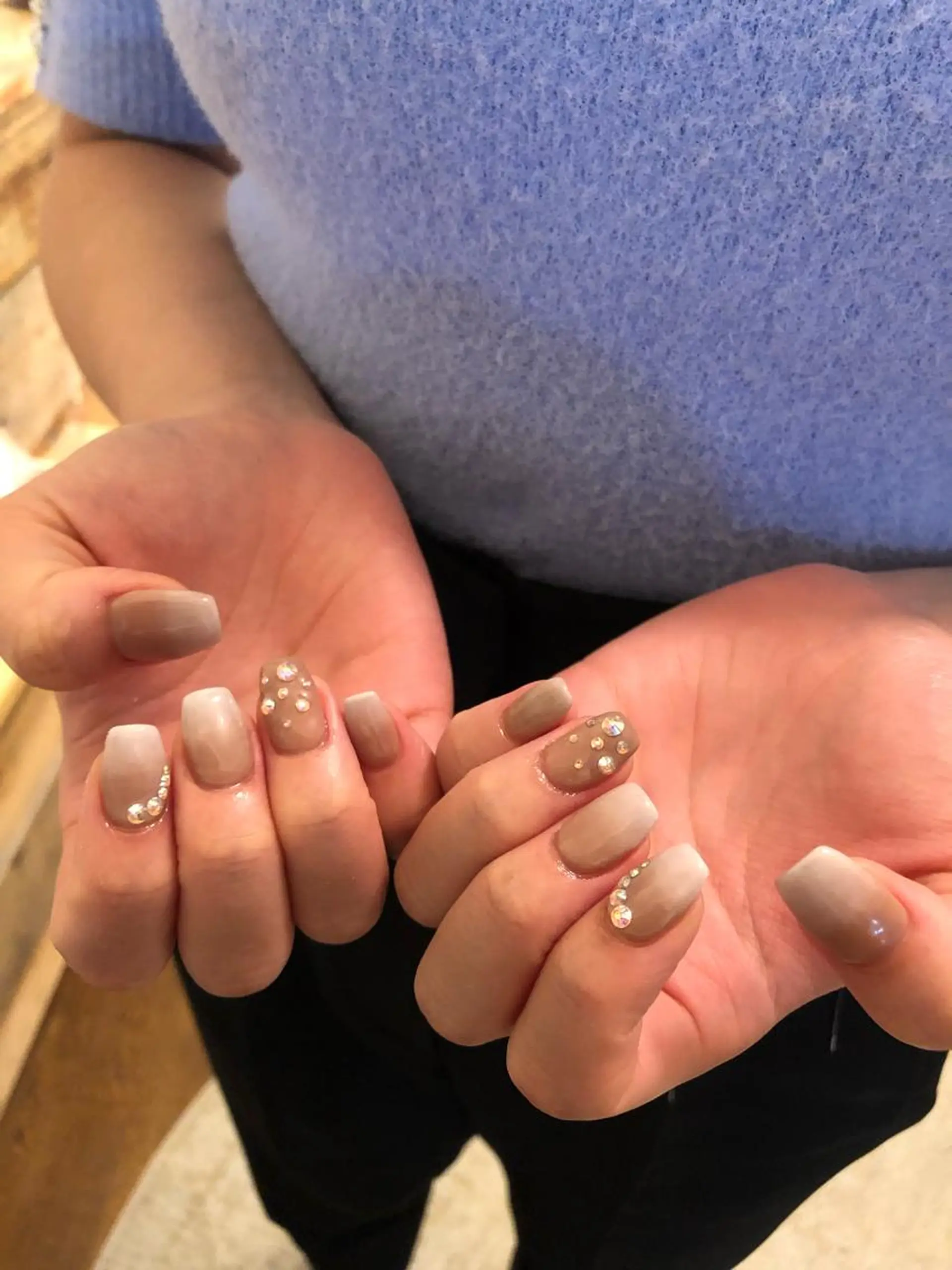 ネイル ハンドネイル フットネイル ハンドケア Nes.Nail所属・Miyagi Asamiのネイルデザイン