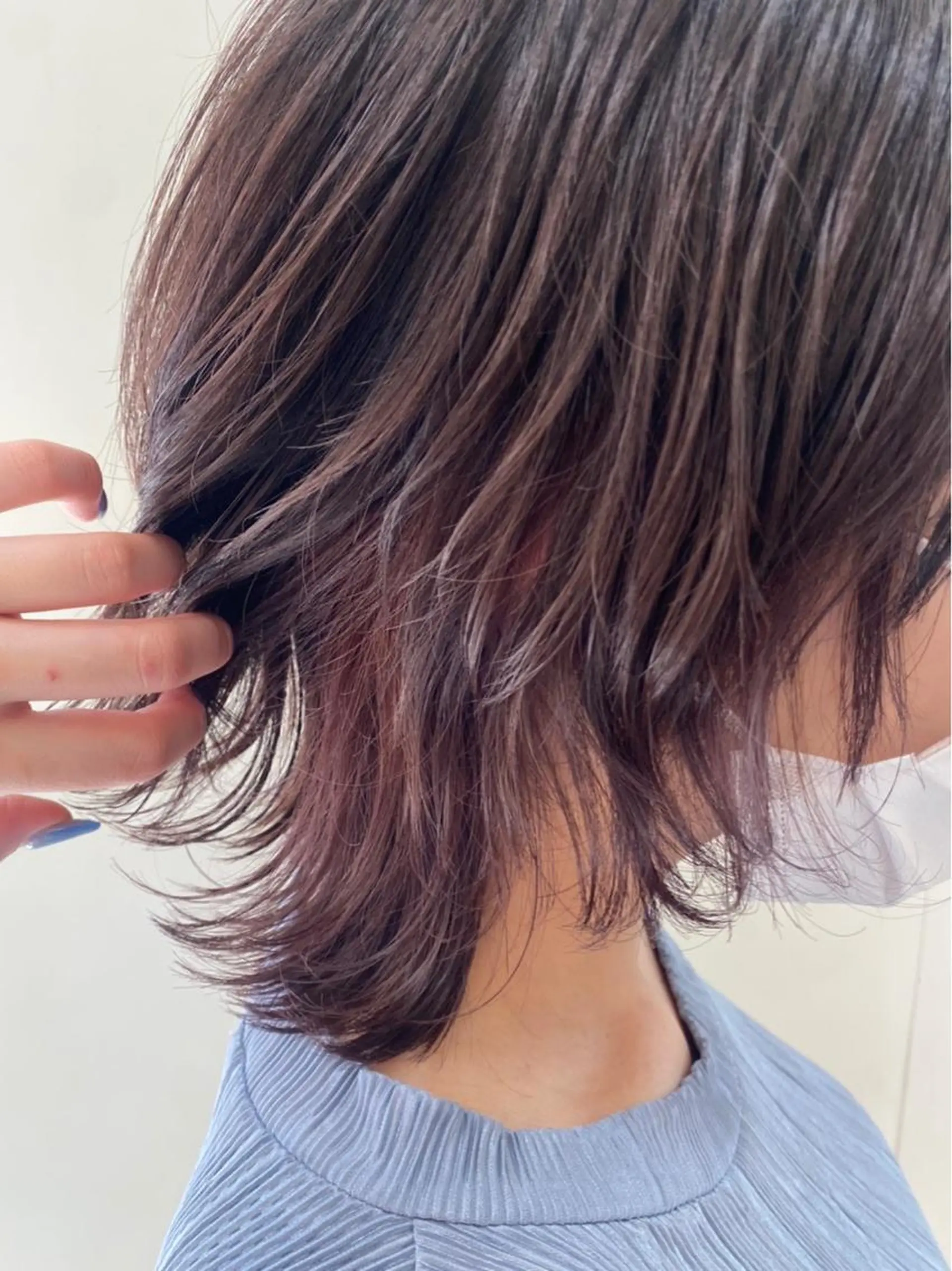 ショート カラー ピンクカラー パープルカラー ウルフカット 藤原 侑香のヘアスタイル