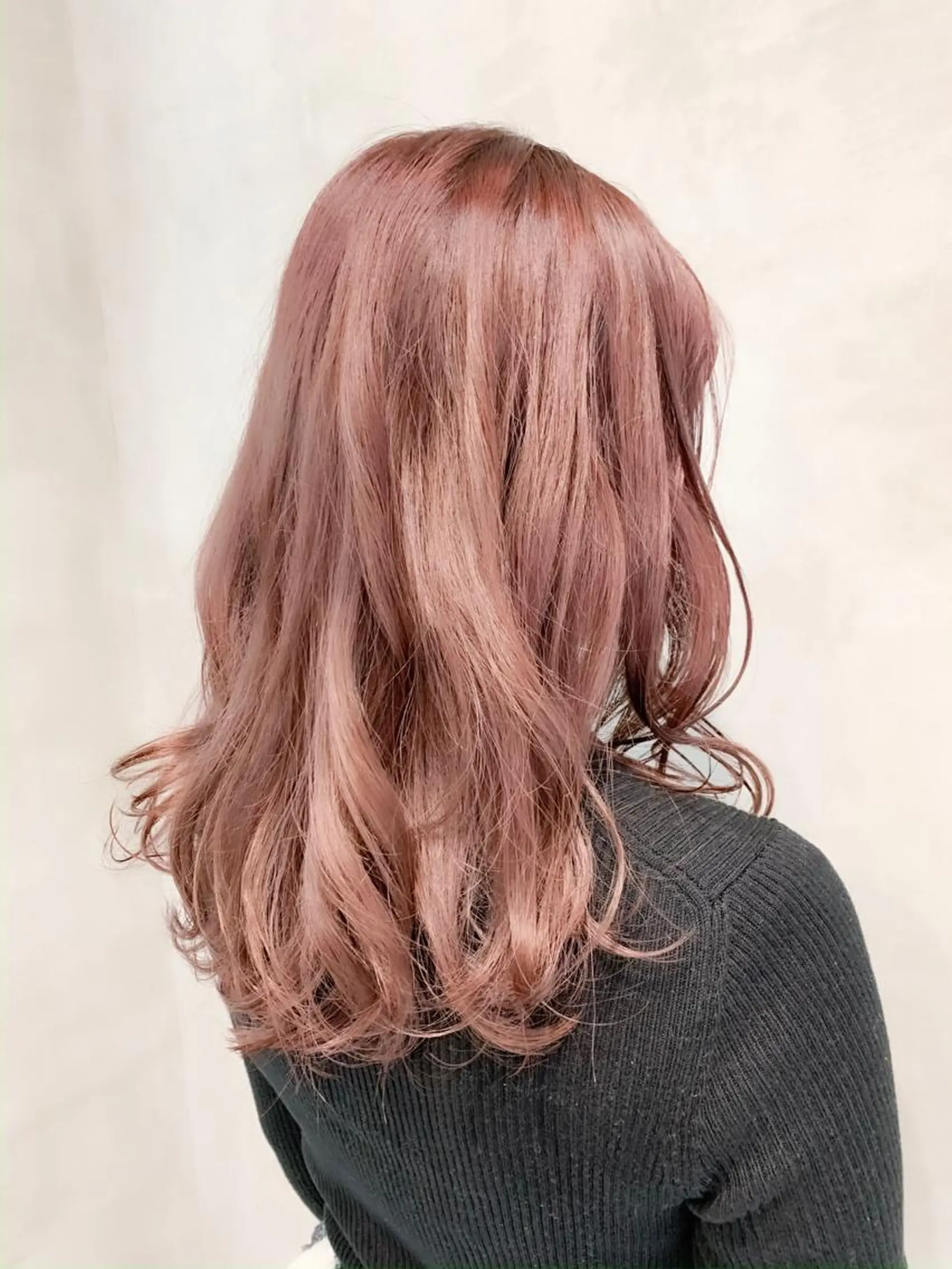 セミロング カラー ヘアアレンジ ミニボブ/ブリーチ 🌈MISATOのヘアスタイル