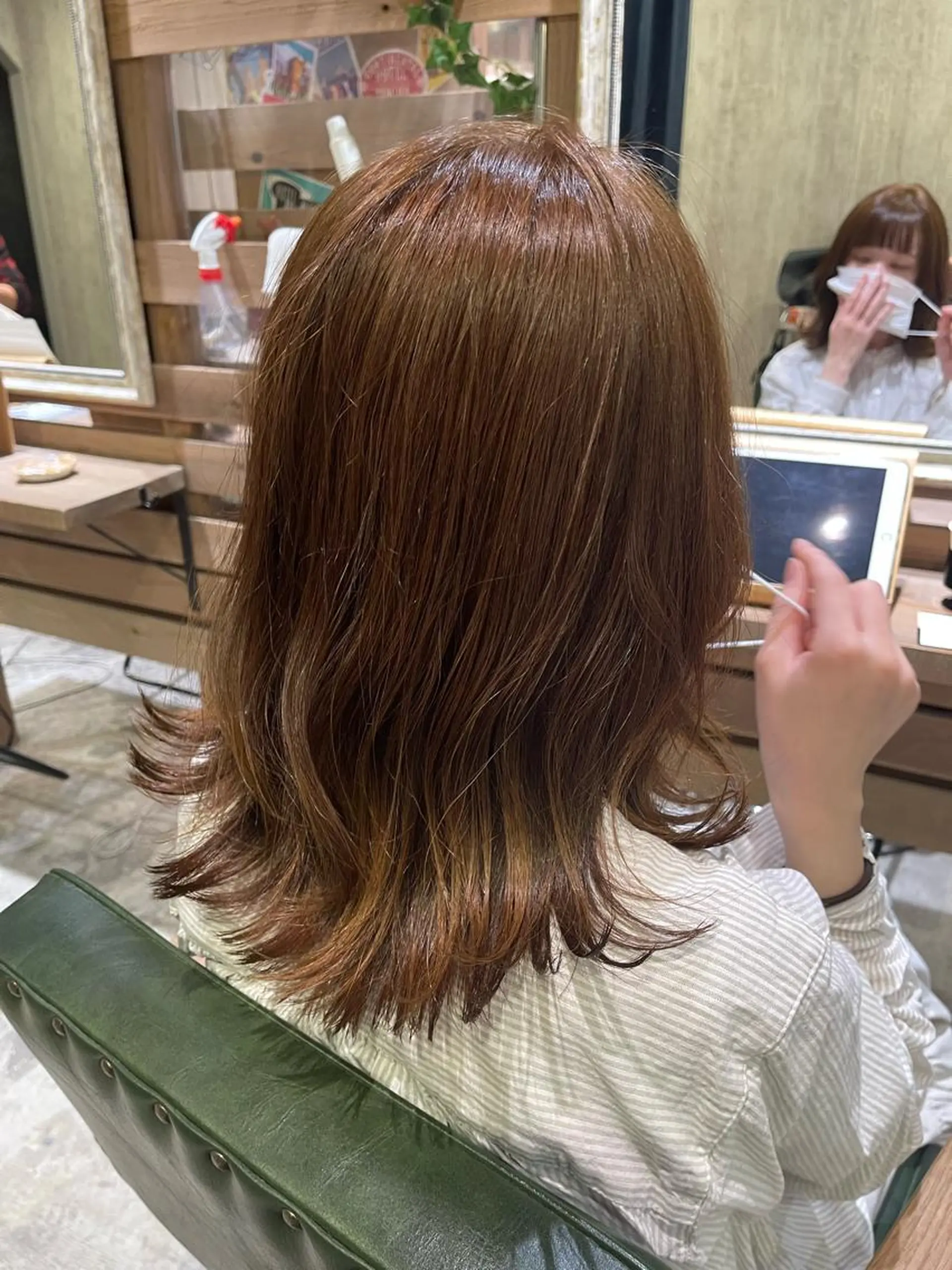 ミディアム カラー ベージュカラー 川崎 龍馬のヘアスタイル
