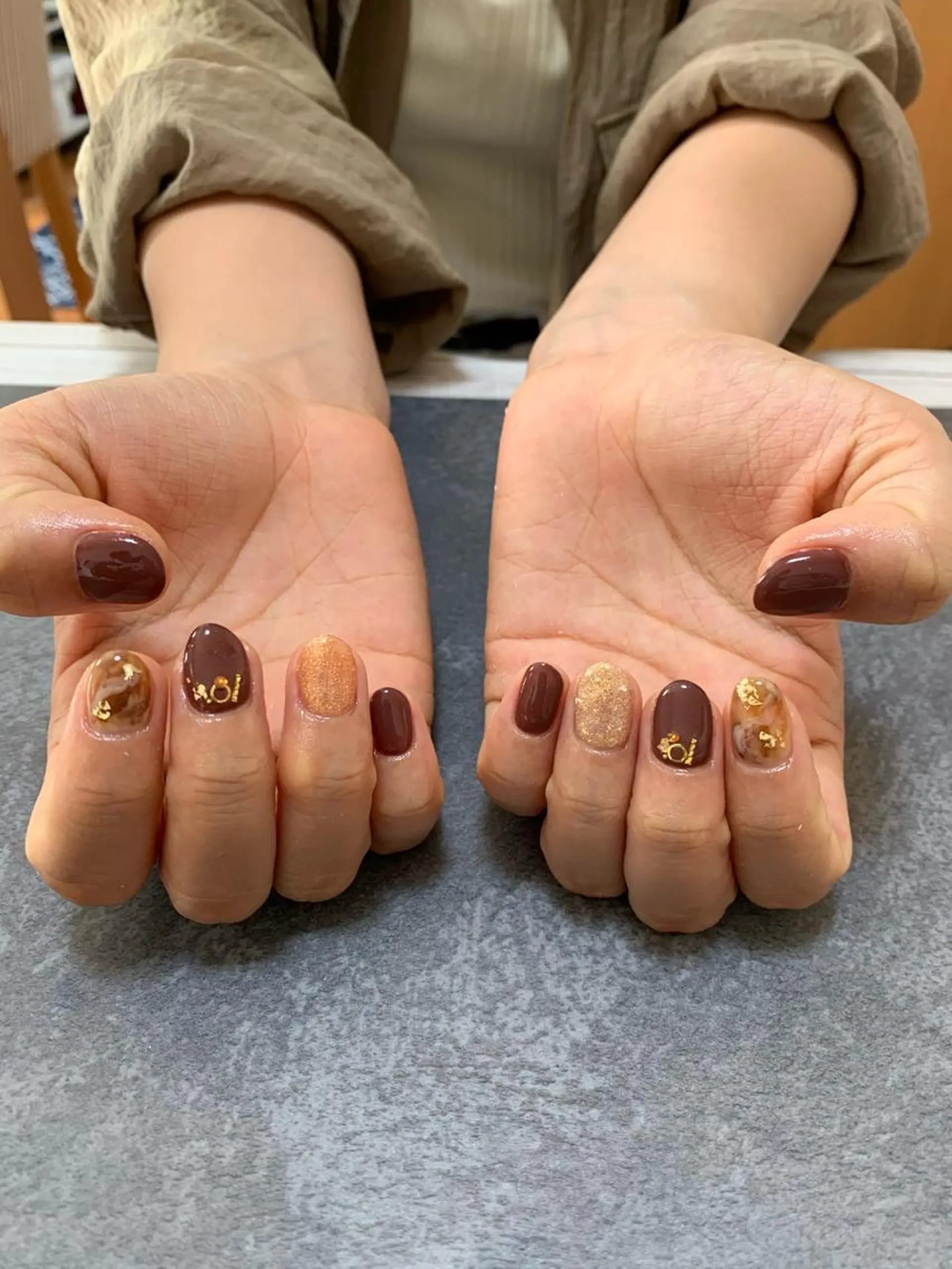 ネイル べっ甲ネイル ハンドネイル nakamoto yuukaのネイルデザイン