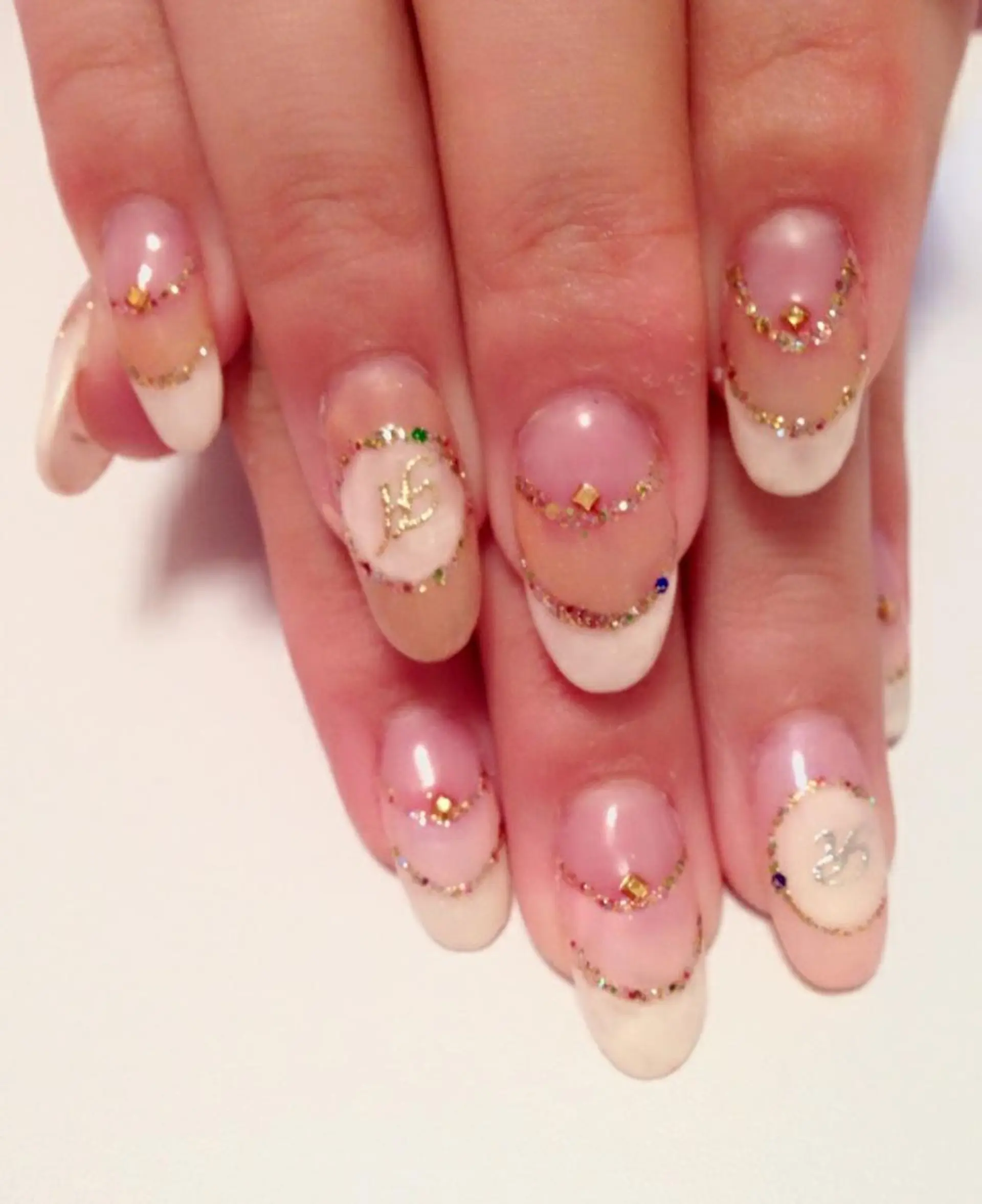 ネイル ハンドネイル ネイル＆フラワーサロン〜Ri✦hiro〜鳥栖店所属・HIRATA RIEのネイルデザイン