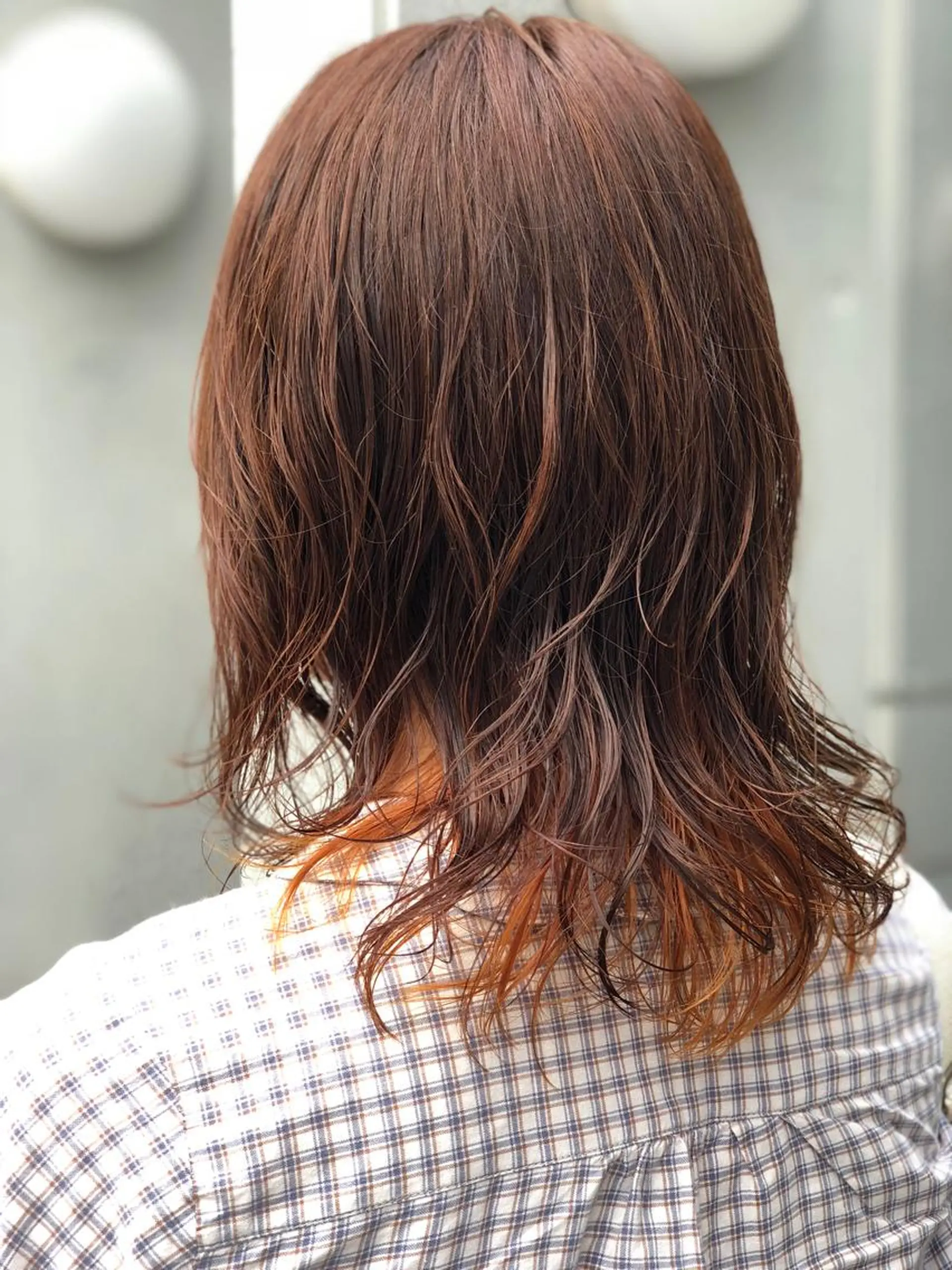 ミディアム カラー ブリーチ インナーカラー kawabe maikoのヘアスタイル