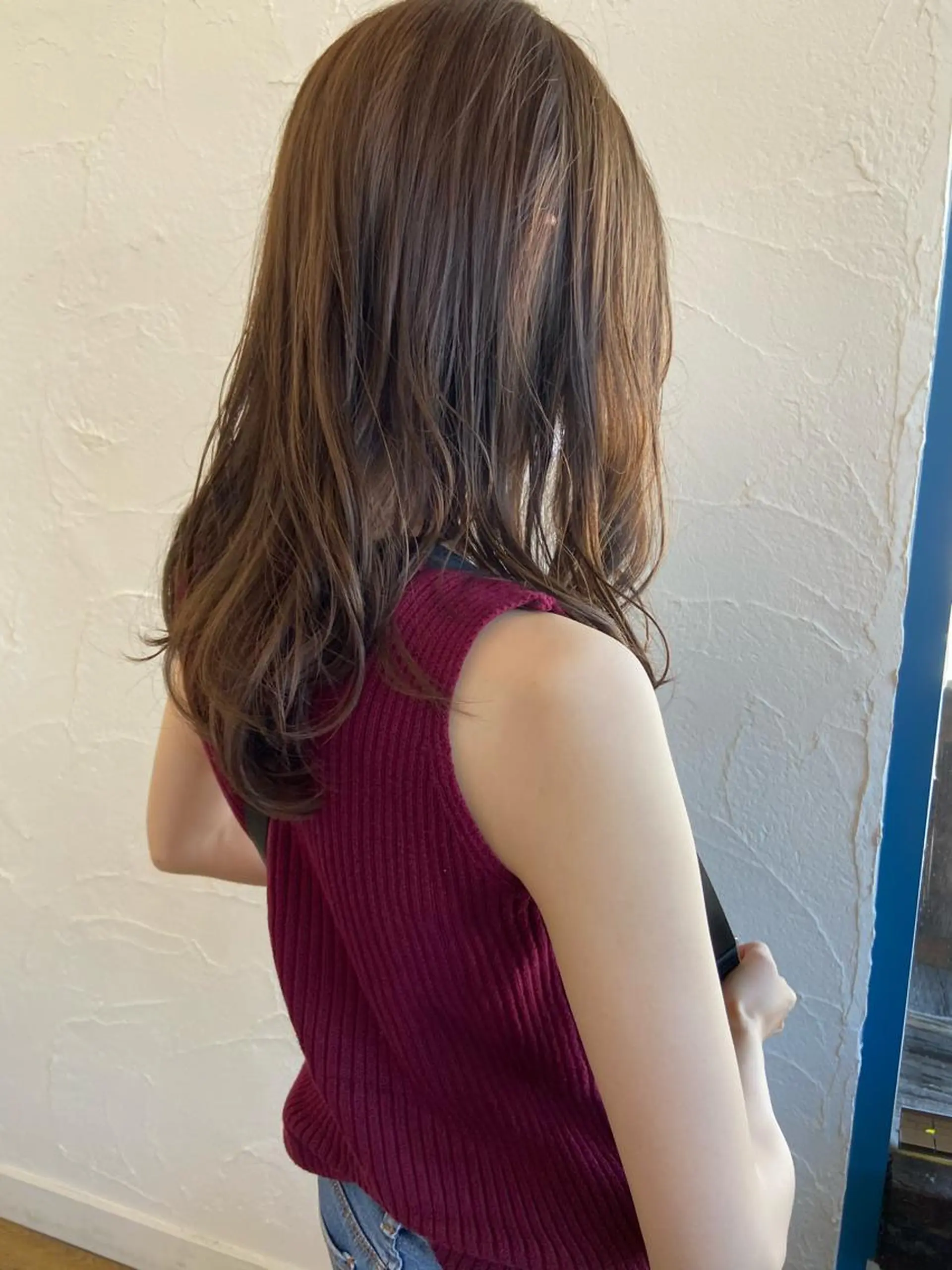 ミディアム カラー アッシュ ベージュカラー 透明感カラー レイヤーカット Hair Musee   柱店所属・topstylist 吉住 早織のヘアスタイル