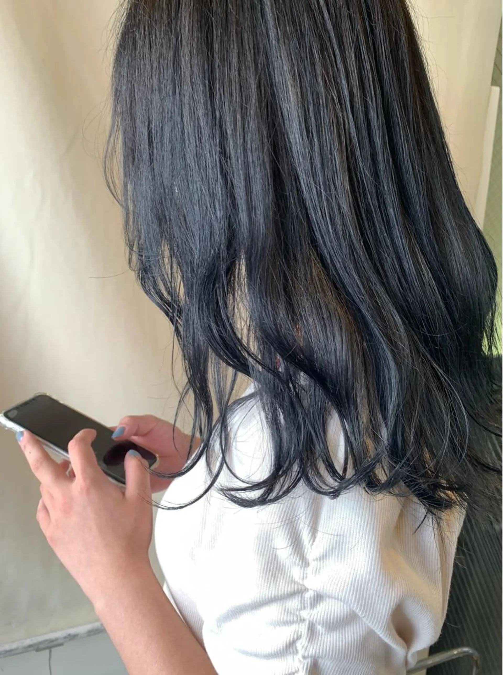 カラー 黒髪 ネイビーカラー SUNS by TRUNK所属・✄折橋 彩花🐶🍑のヘアスタイル