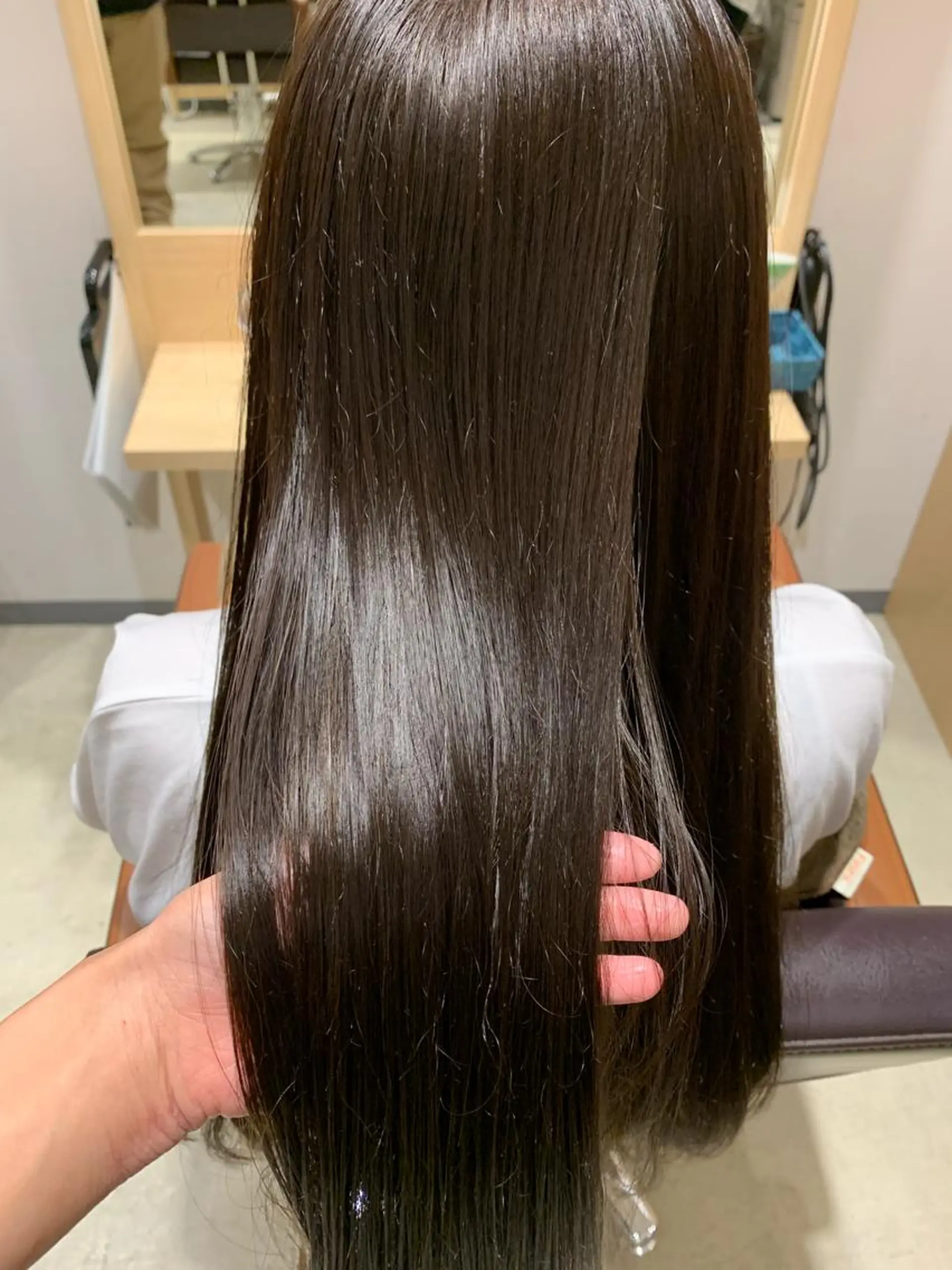 ロング カラー infinity新富町所属・池田 美玖のヘアスタイル