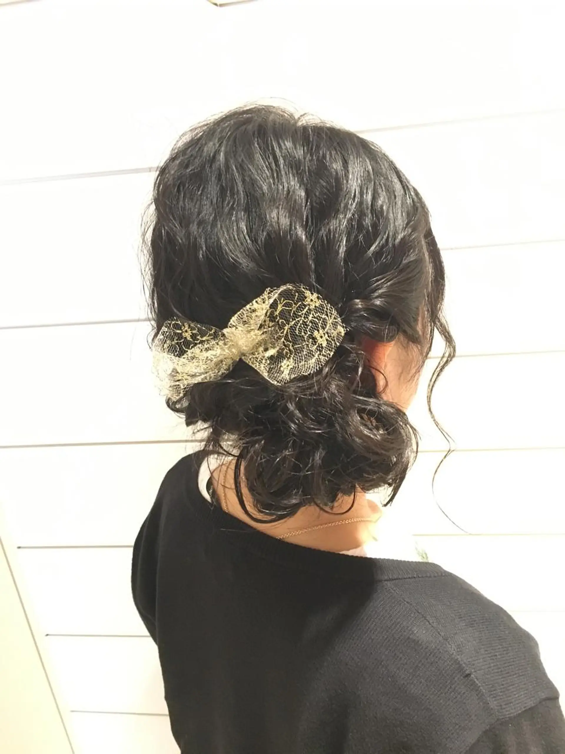セミロング ヘアアレンジ 鍵山 千秋のヘアスタイル