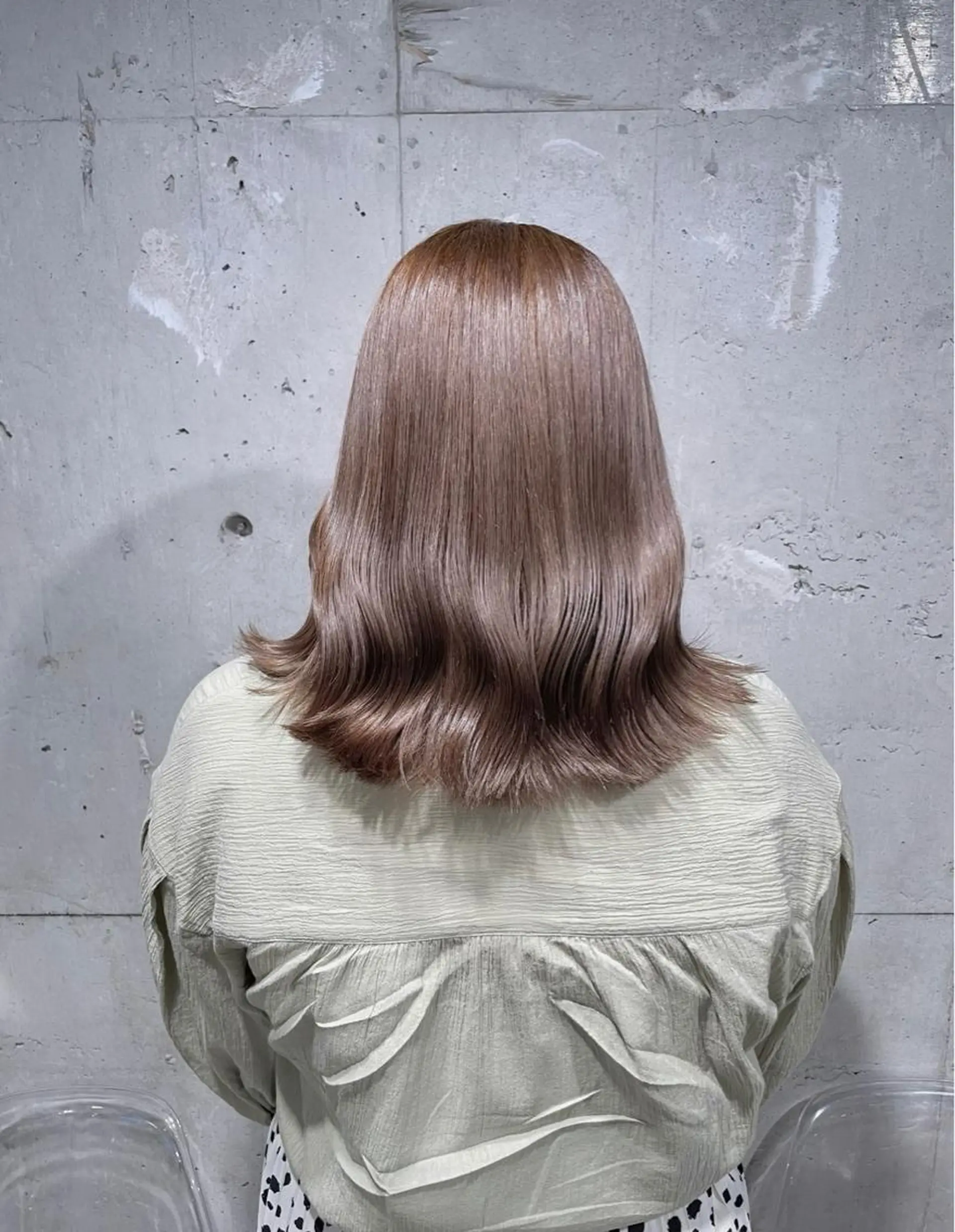 セミロング カラー ヘアカラー トリートメント ヘッドスパ ヘアセット ベージュカラー💖 やすひろのヘアスタイル