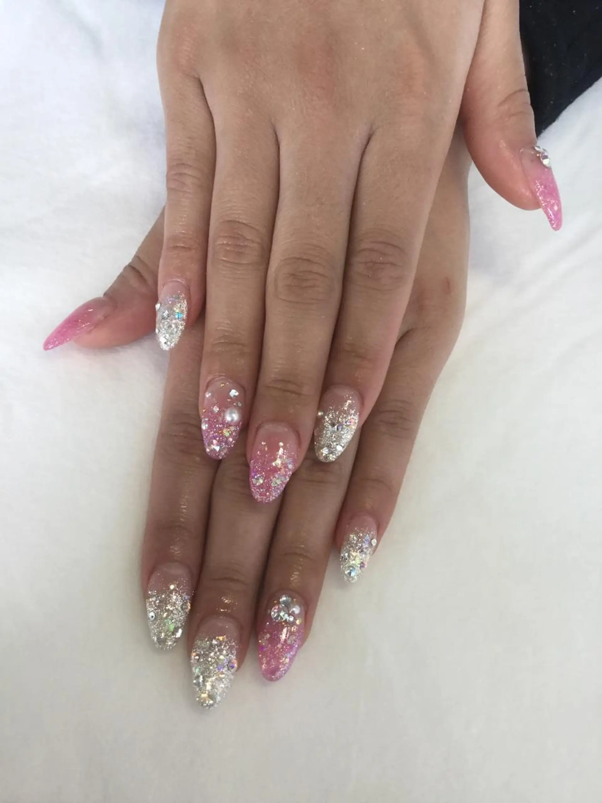 ネイル ハンドネイル 💎🐰 saki. m 🐰💎のネイルデザイン