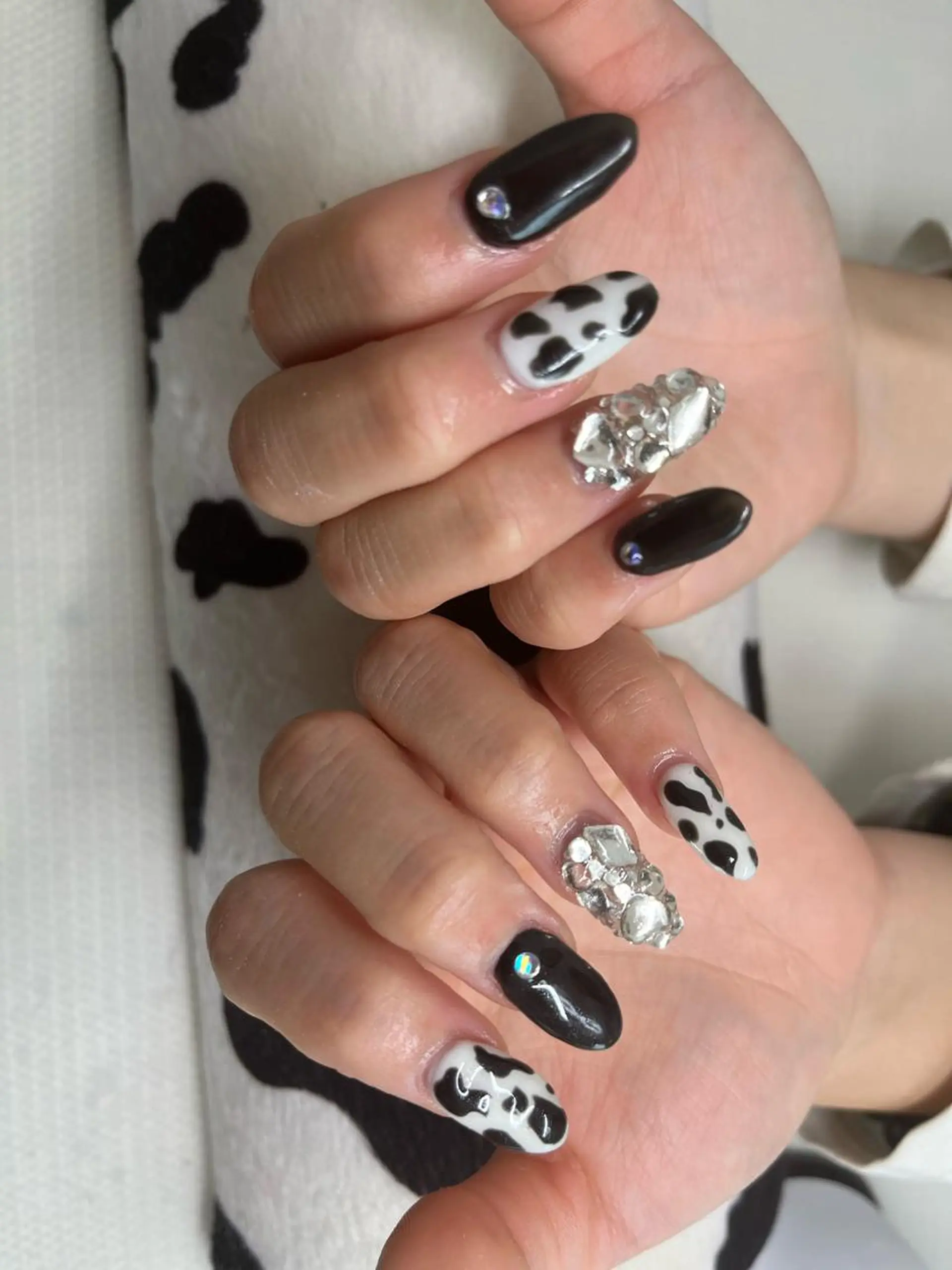 ネイル nail.salon .Reversalのネイルデザイン