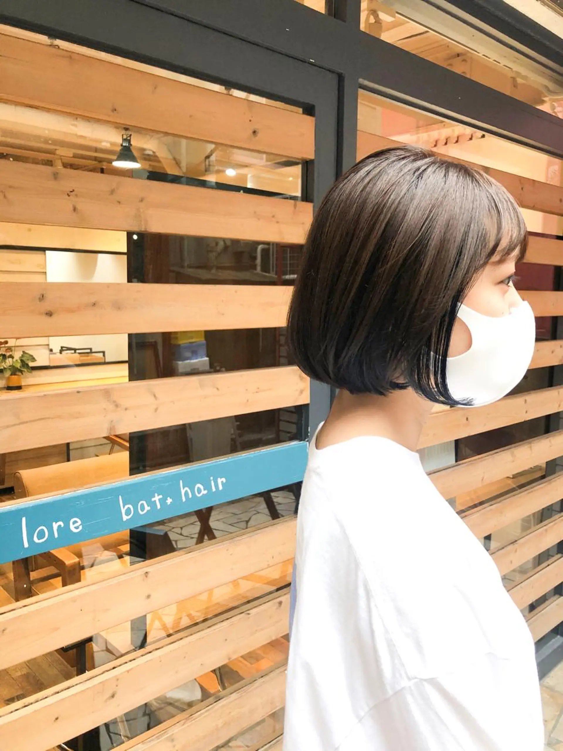 ショート カラー ヘアカラー あずまぐち めぐみのヘアスタイル