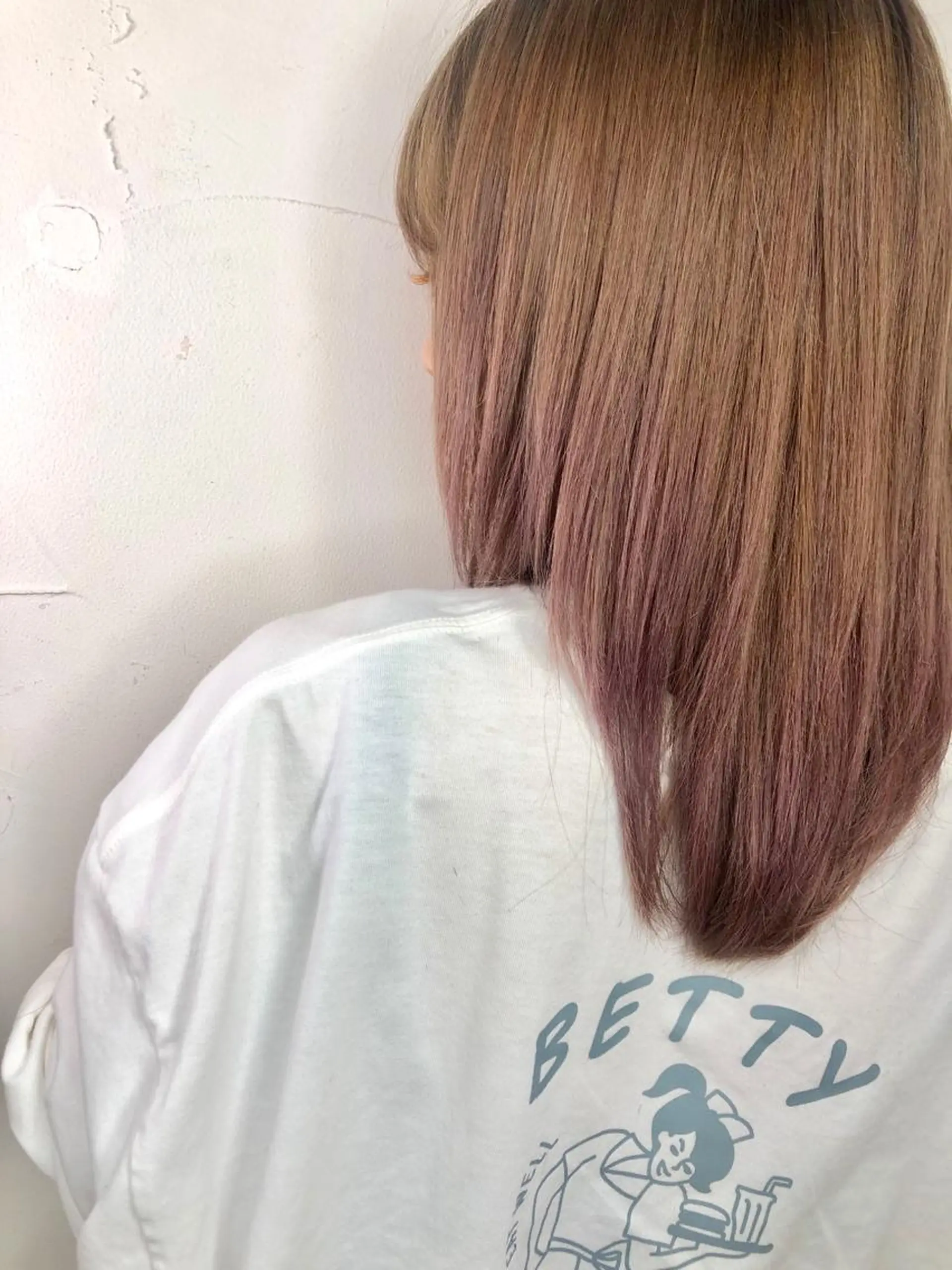 セミロング カラー 西山梨々【12/1〜 産休を頂きます🎀】のヘアスタイル