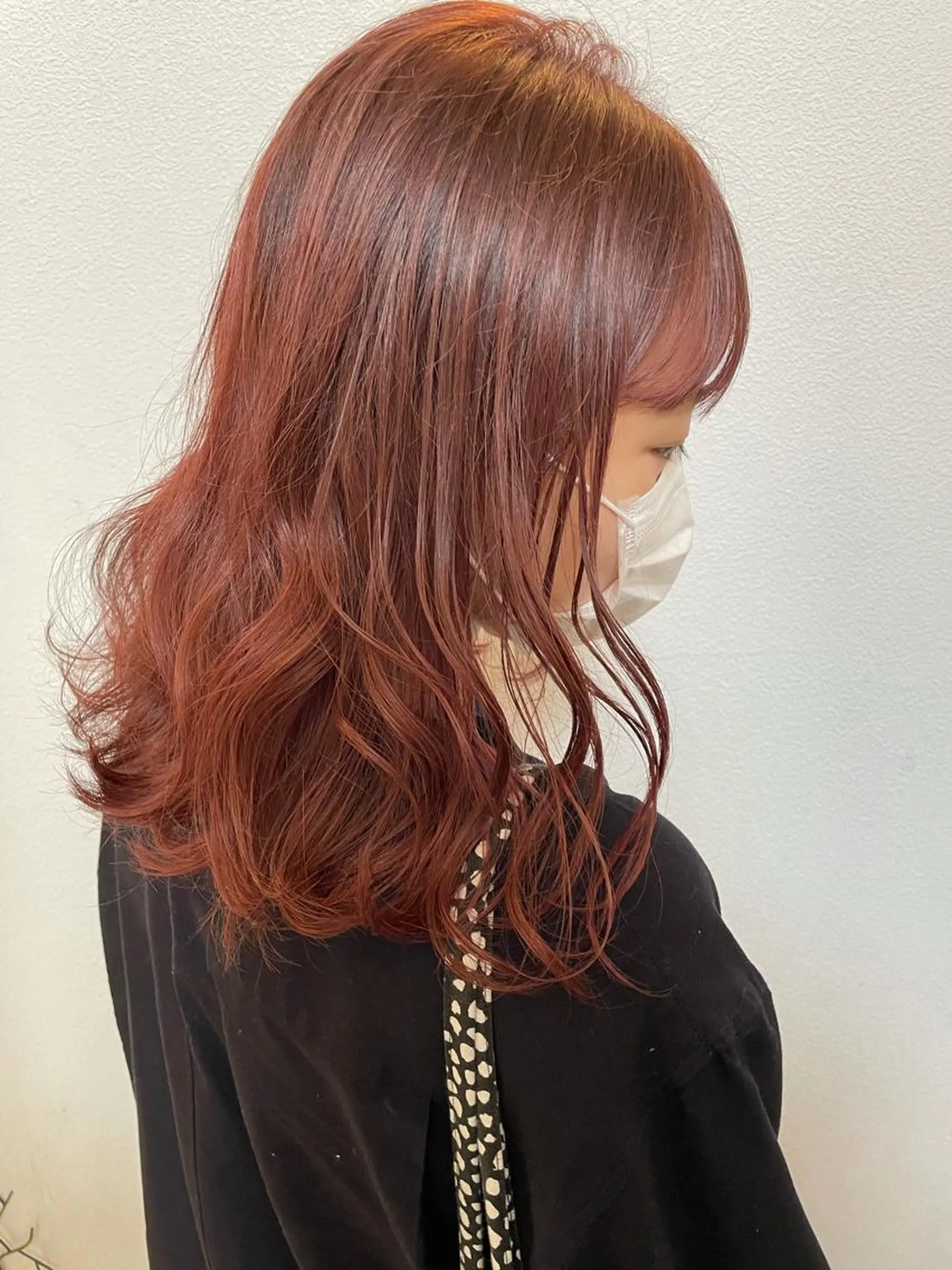 ミディアム カラー 🩰オリーブ/ ベージュ松本咲花🩰のヘアスタイル