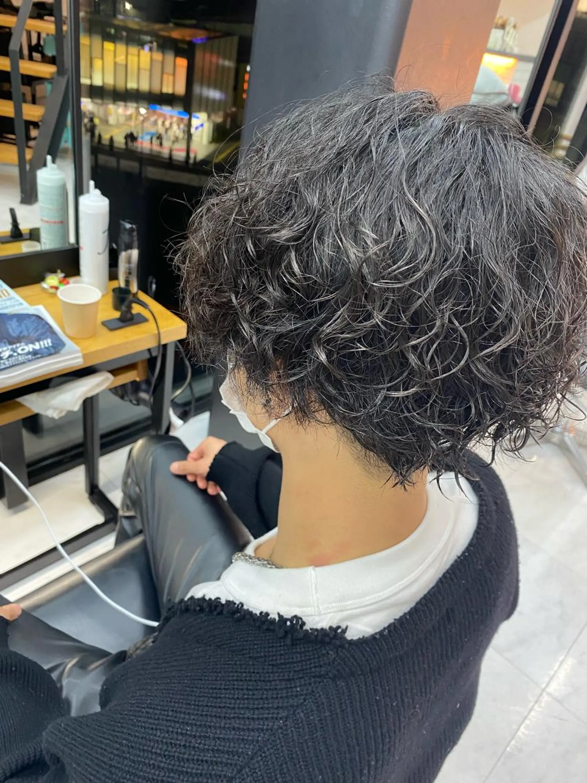 パーマ メンズ 韓国風レイヤーカット 🍒サンジキ アカリのヘアスタイル