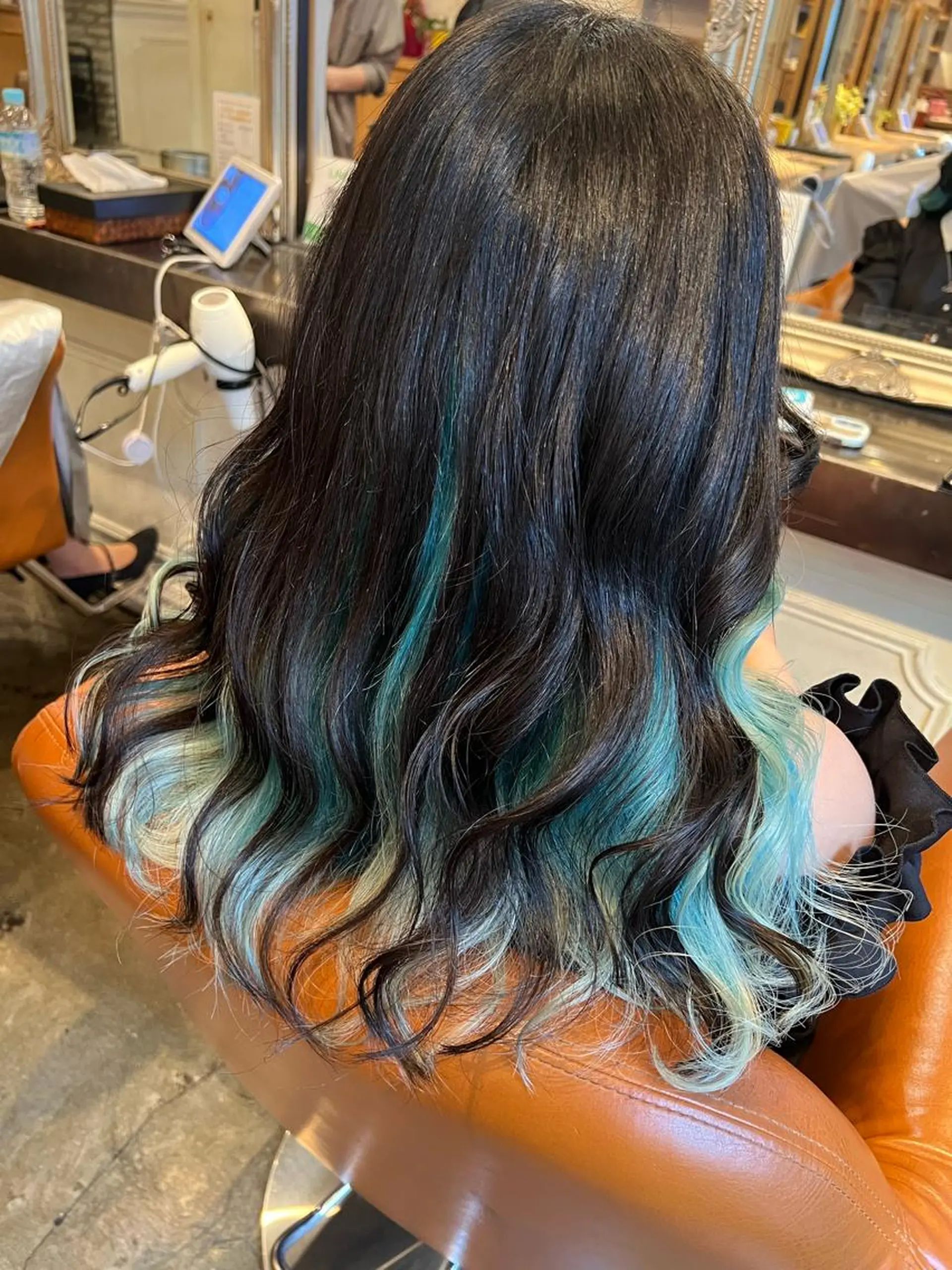 ロング カラー インナーカラー カット ヘアカラー トリートメント ハイライト/インナー /ブリーチ/レイヤーのヘアスタイル