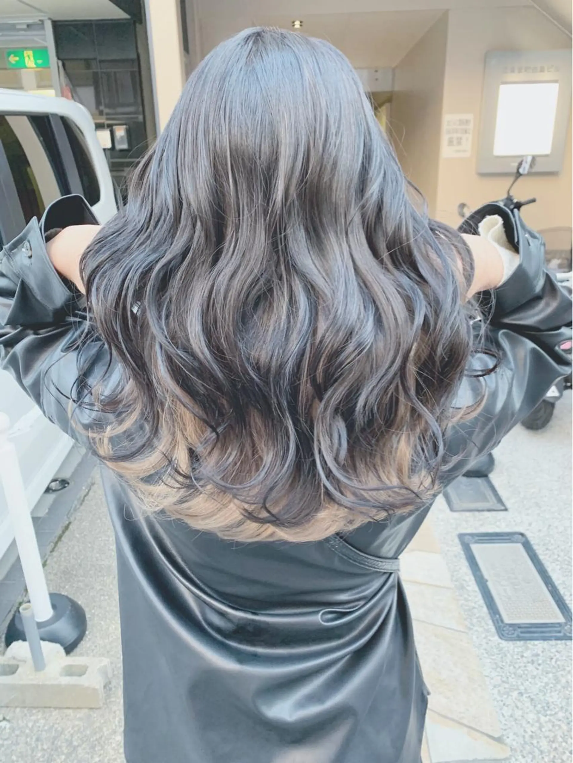 ロング ロング H所属・H (エイチ) 烏丸御池店のヘアスタイル