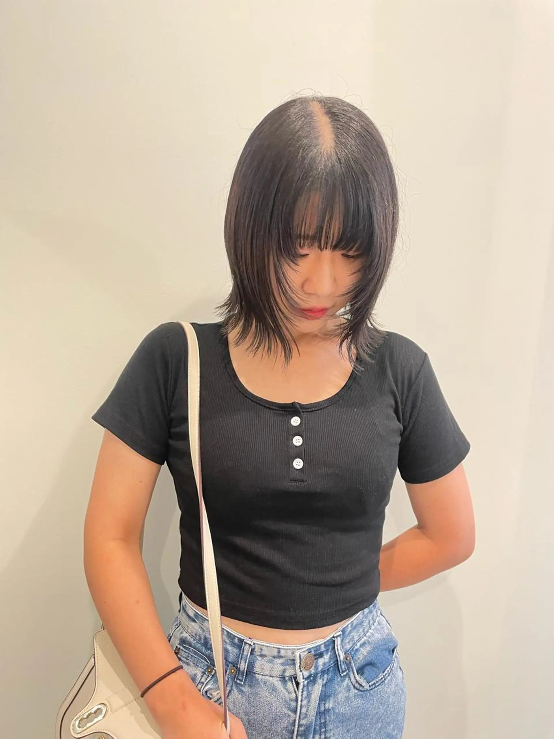 セミロング カラー 似合わせカット ウルフカット 渋谷 留菜のヘアスタイル