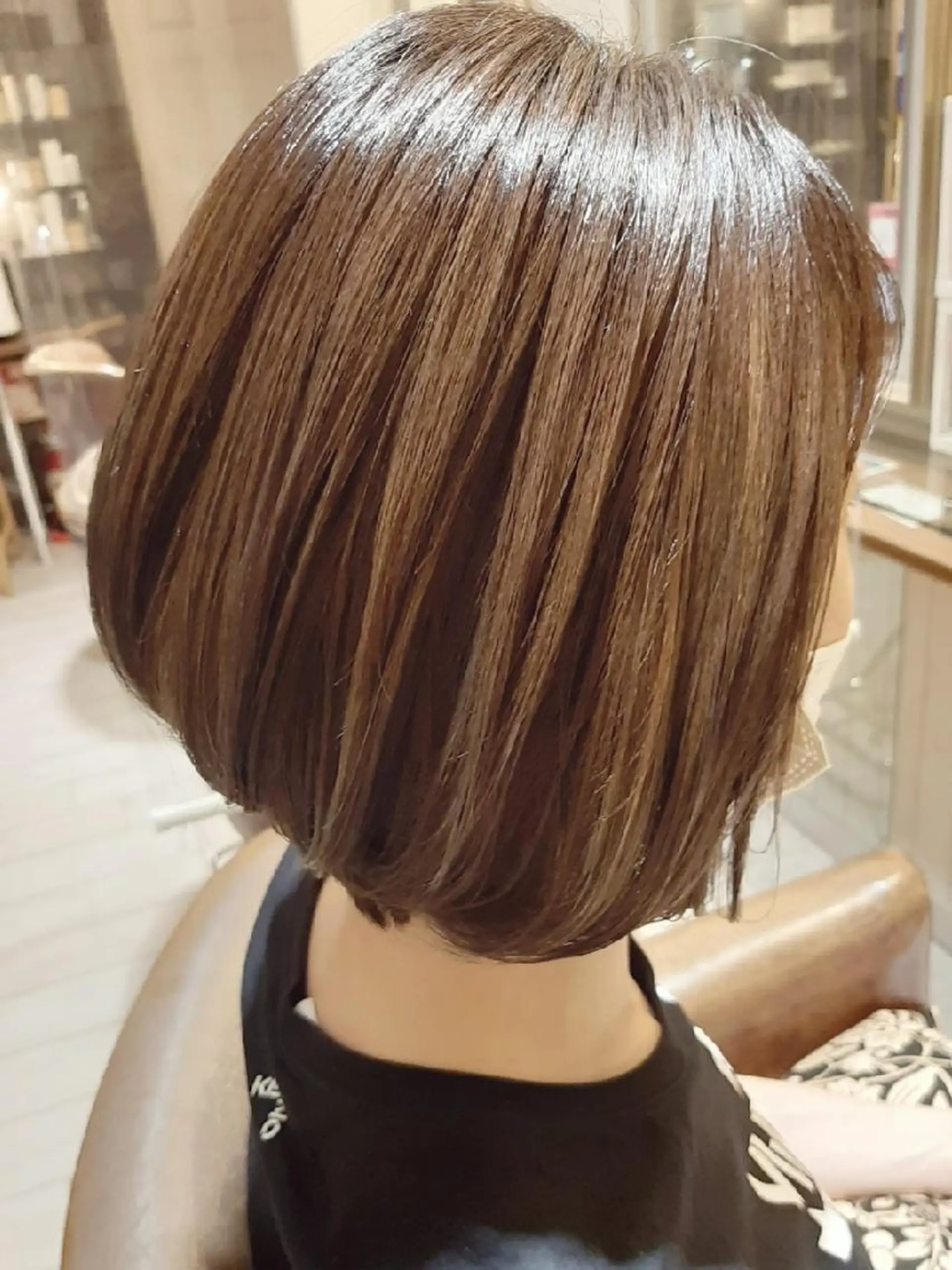 ショート レイヤーカット はらだ ともこ☺︎のヘアスタイル