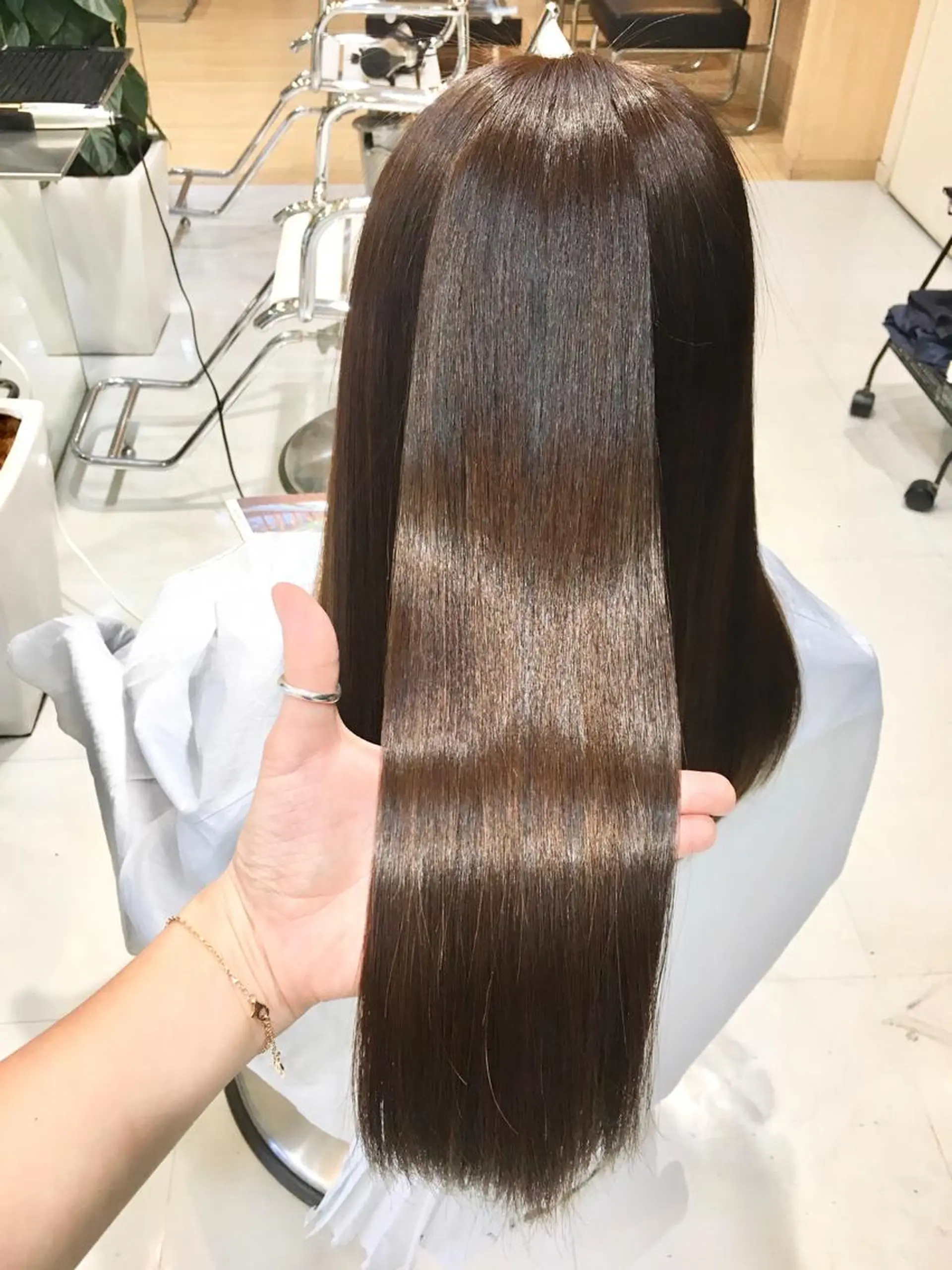 ロング 瀧本 顕のヘアスタイル