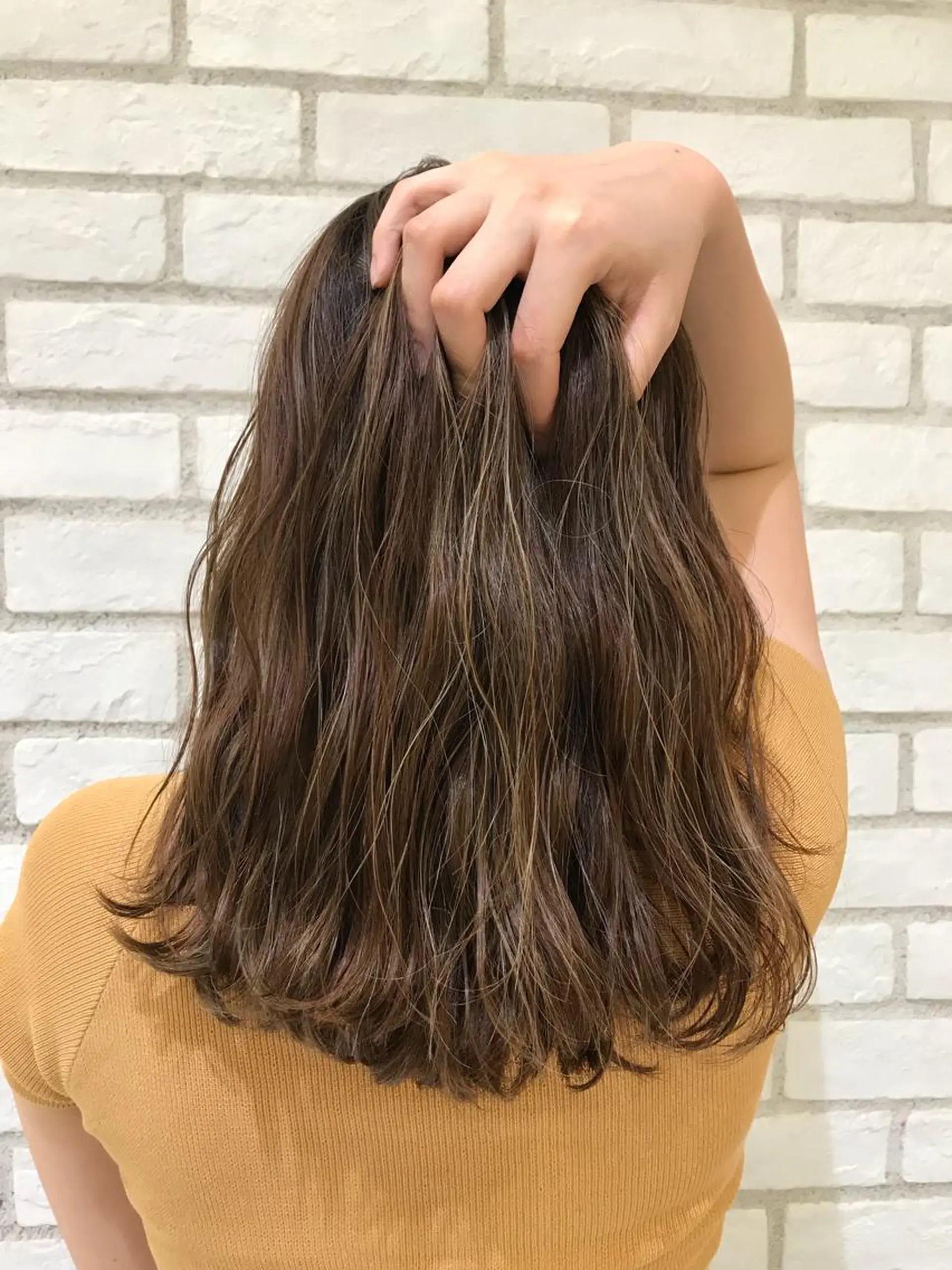 セミロング カラー 上尾/ママ美容師🫧 𝐌𝐞𝐢のヘアスタイル