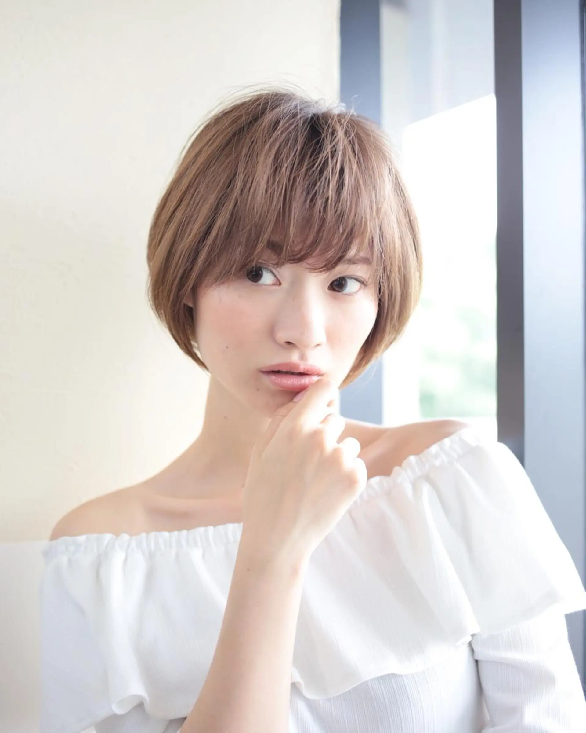 ミディアム 松島 涼花のヘアスタイル