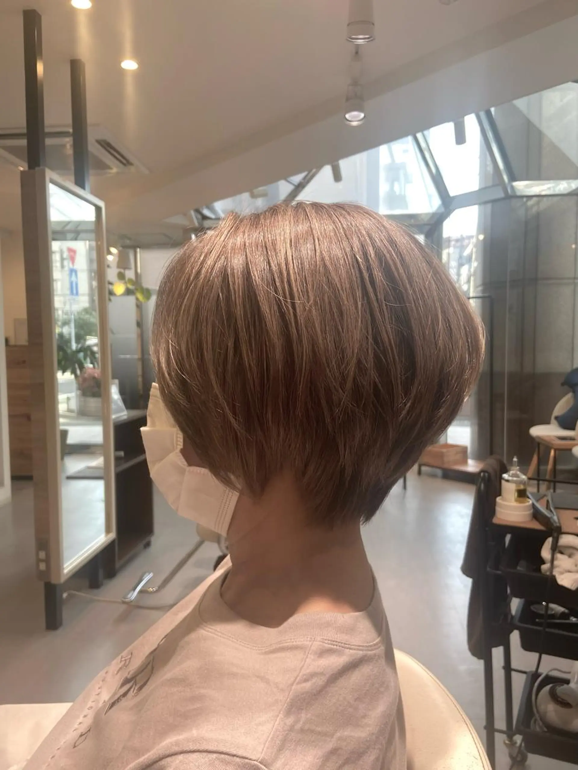 ショート WHAT COMES AROUND所属・園田 祥子のヘアスタイル