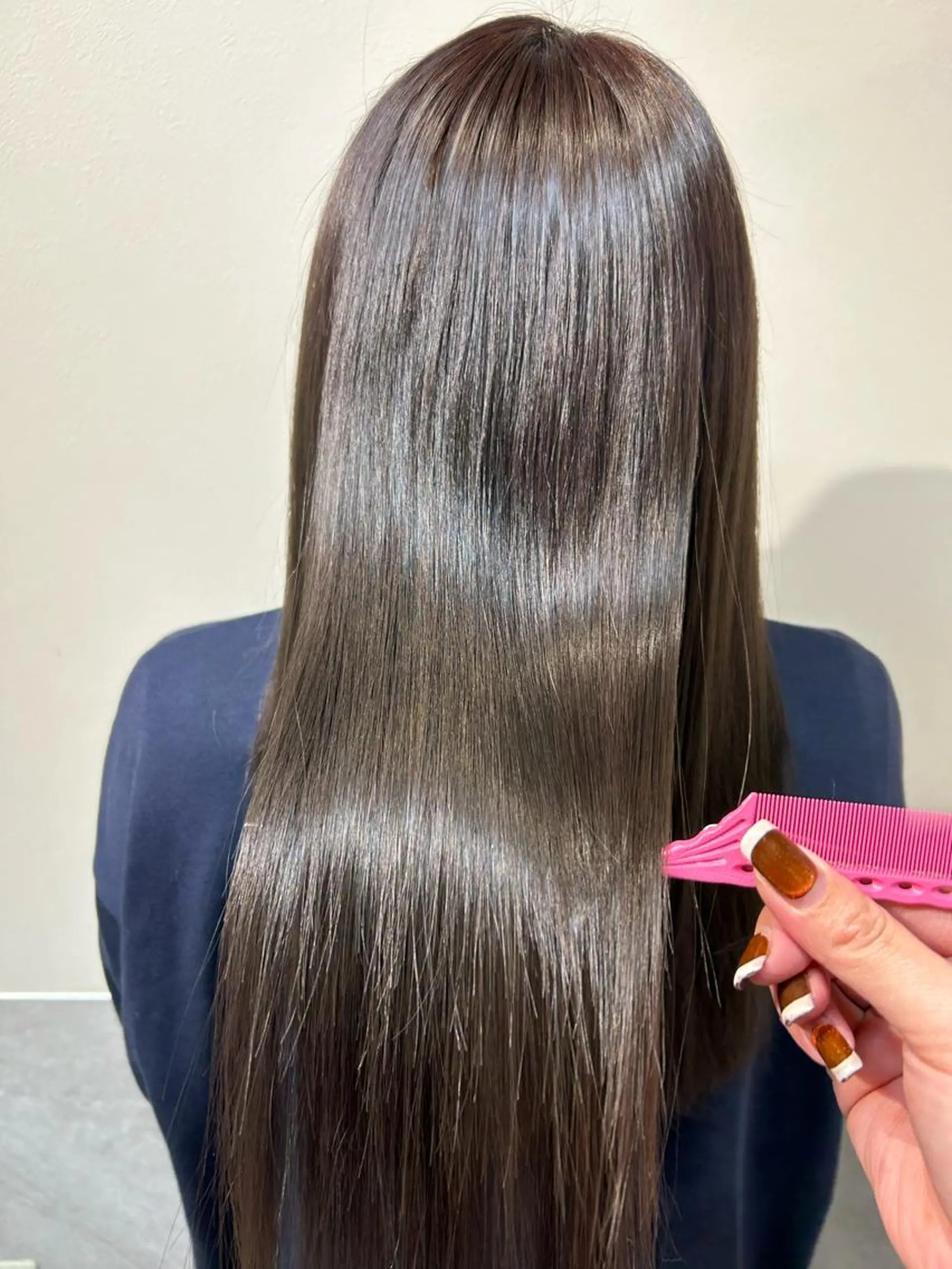 ロング カラー カット ヘアカラー トリートメント 西 めぐみのヘアスタイル