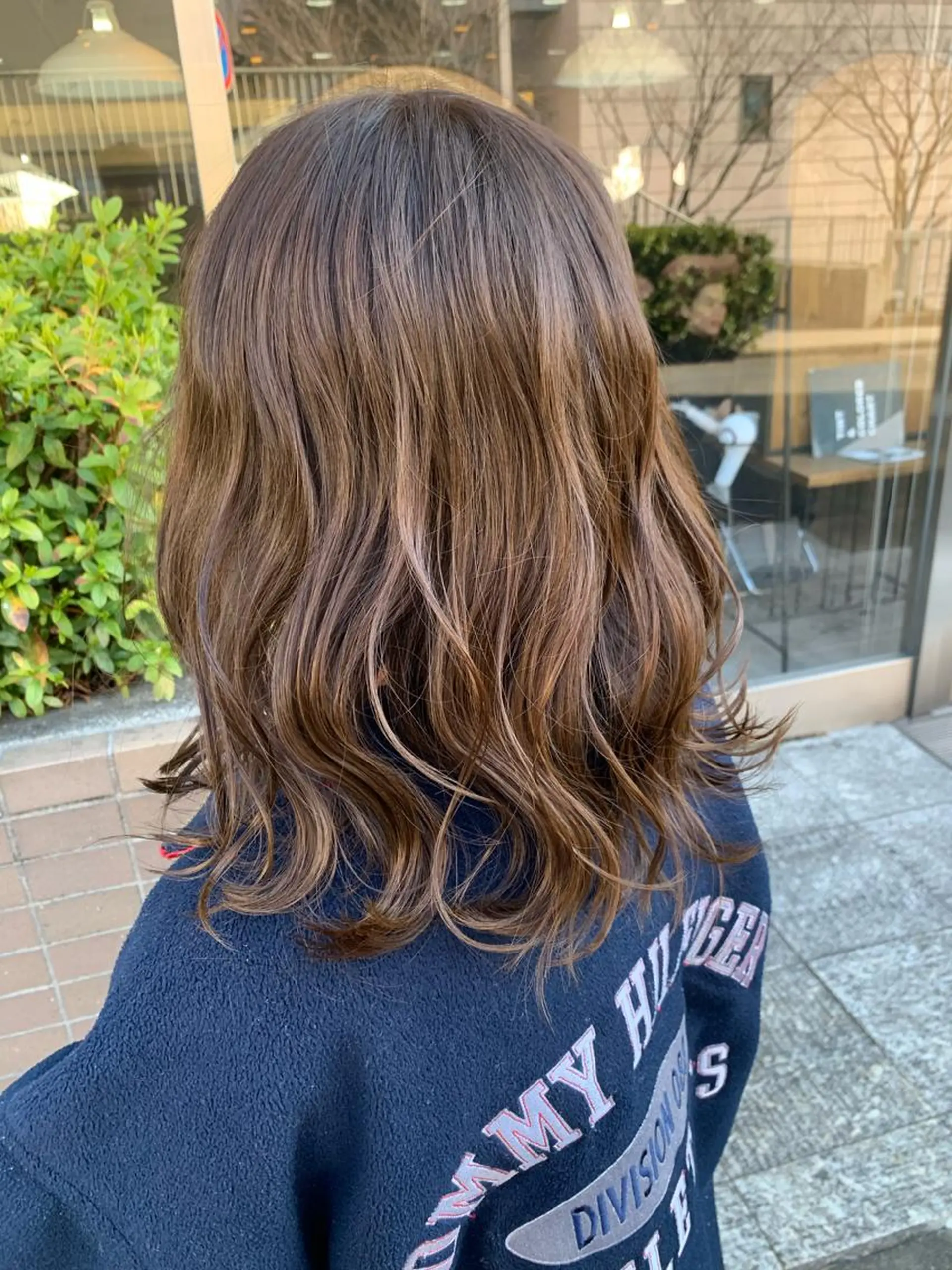 セミロング カラー 🌈re-room EIKI🇰🇷のヘアスタイル