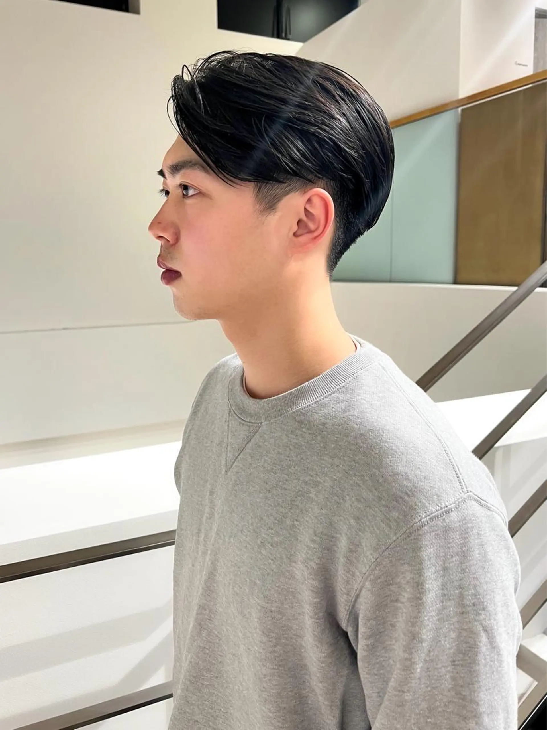 メンズ アイブロウ 眉カット メンズアイブロウ 眉カット Qin shaire salon 原宿verno店所属・【センターパート】 ETO／江藤翼の眉毛・アイブロウイメージ