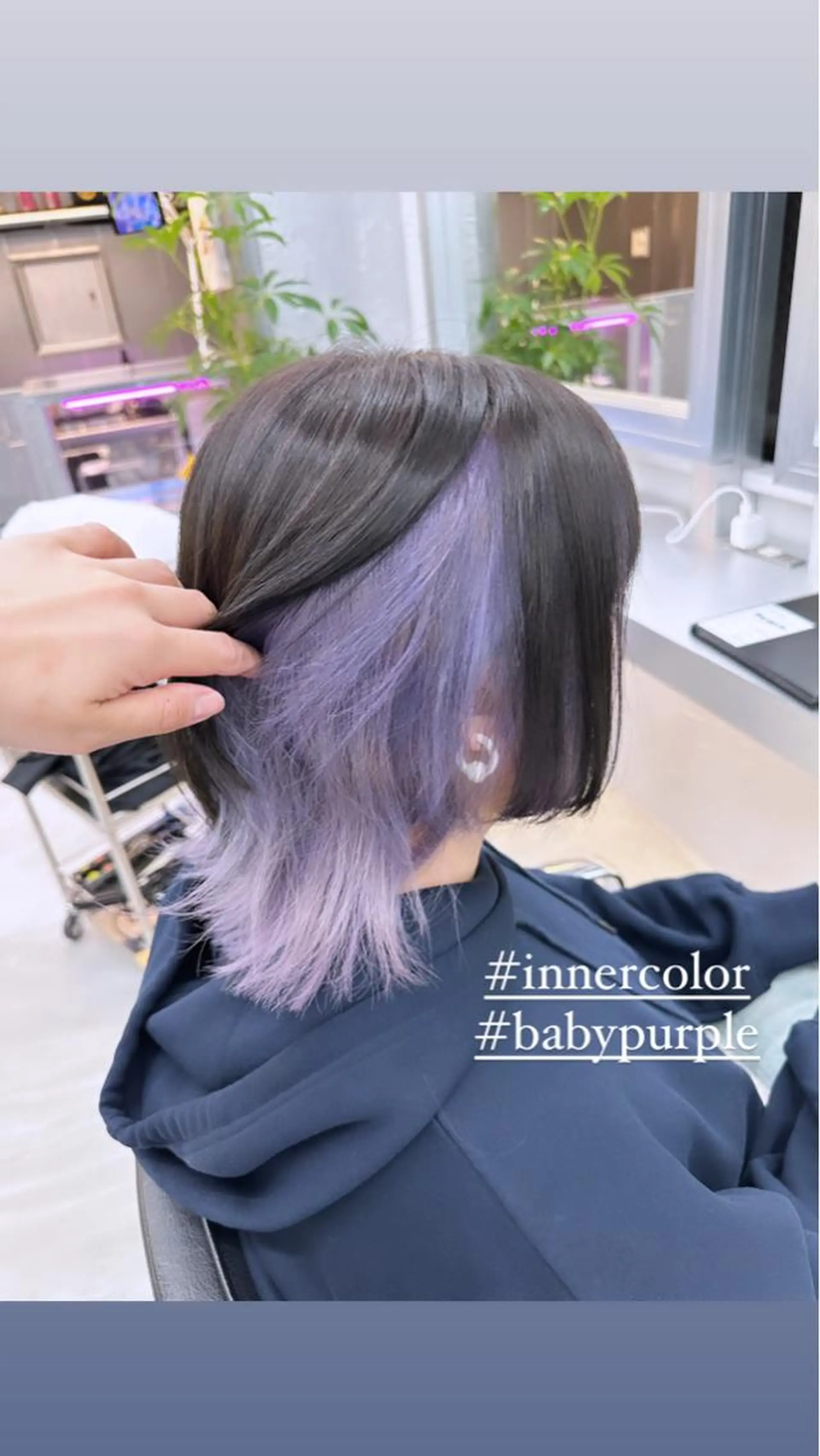 ミディアム カラー 岡野 静華のヘアスタイル