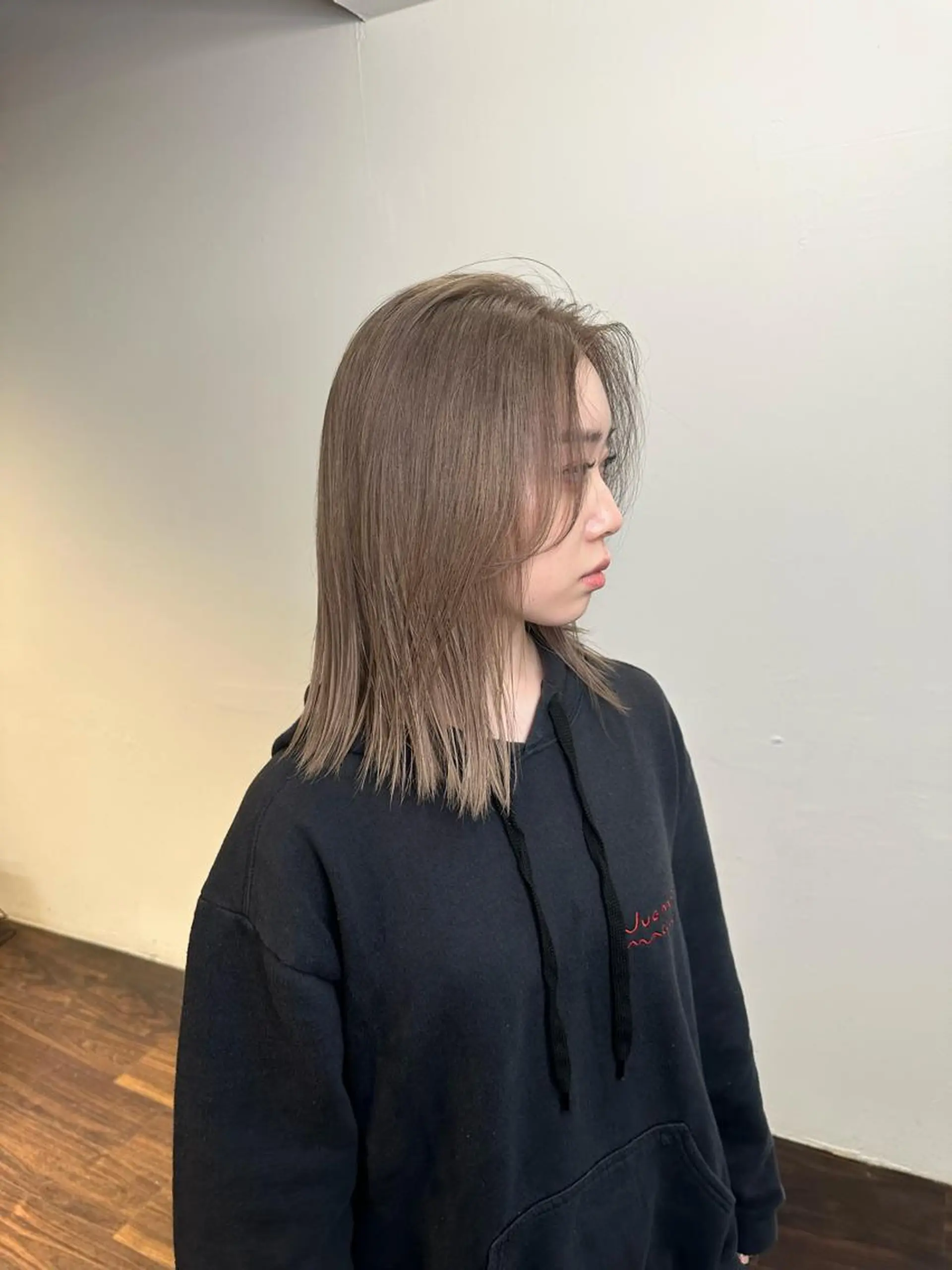 ミディアム 韓国風カラー 顔まわりレイヤー 顔周りカット 髪質改善 韓国風ヘア カット ヘアカラー トリートメント ワンホンヘア ケラチン/Kaitoのヘアスタイル