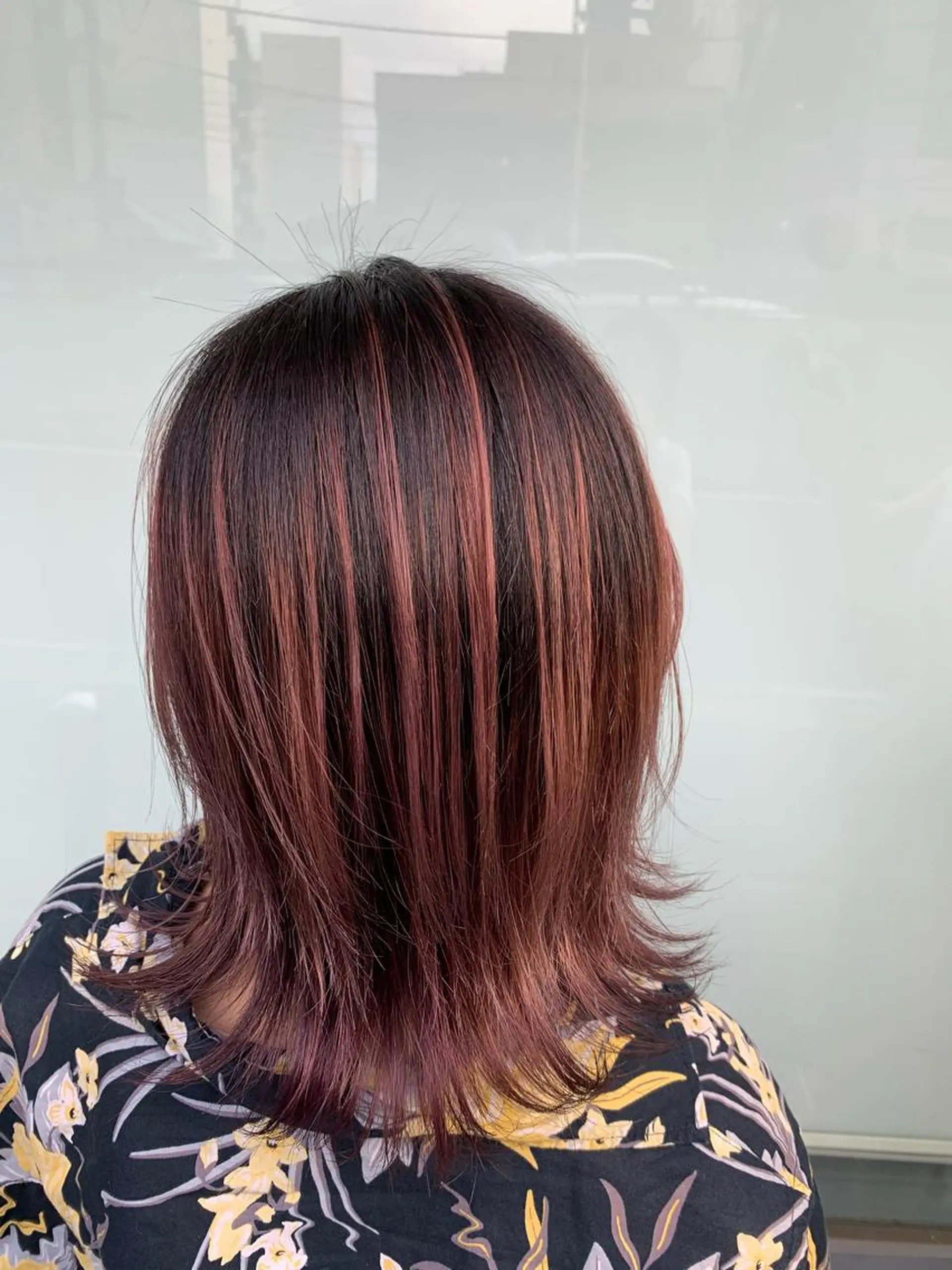 SAEKI【ior 】北千住店ブリーチのヘアスタイル