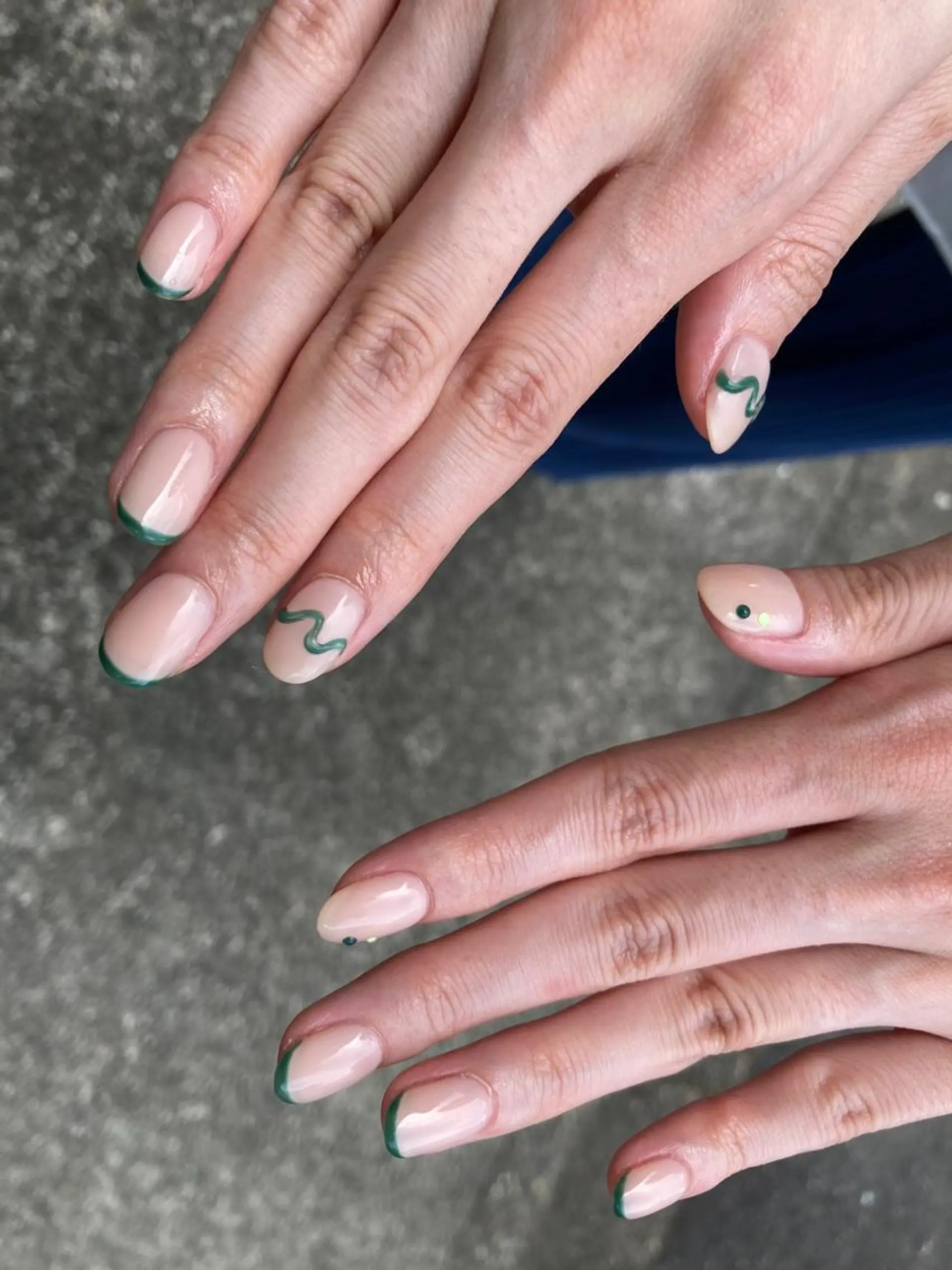 ネイル ハンドネイル フットネイル ✴︎ Delightのネイルデザイン