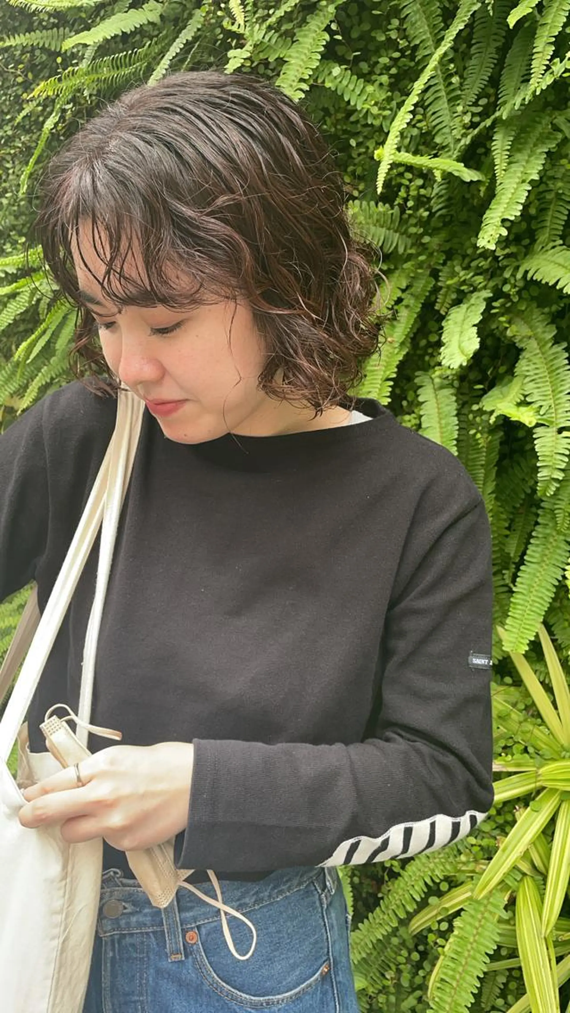 ミディアム レイヤーカット/ 透明感カラーmikuのヘアスタイル