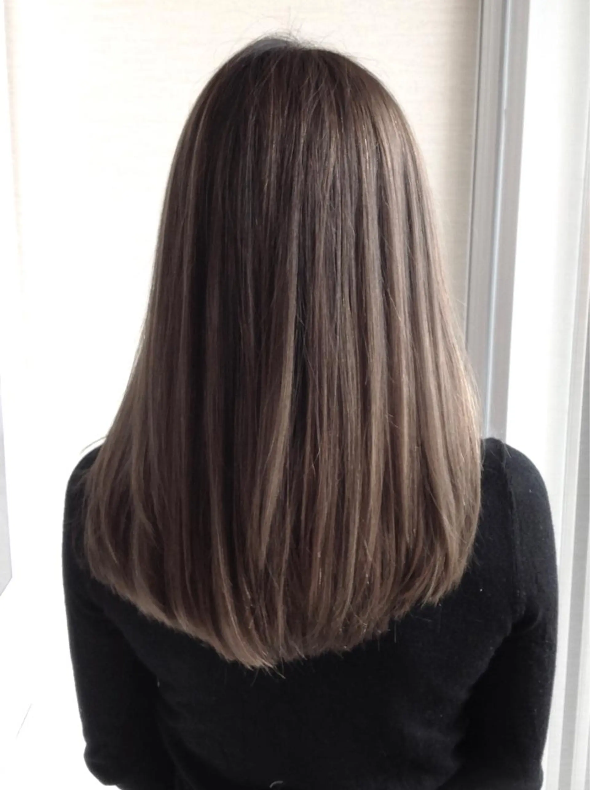 ロング カラー アッシュ アッシュグレー アッシュグレージュ 透明感カラー グレージュ エイジングケア特化 美容師✂️山崎竜二のヘアスタイル