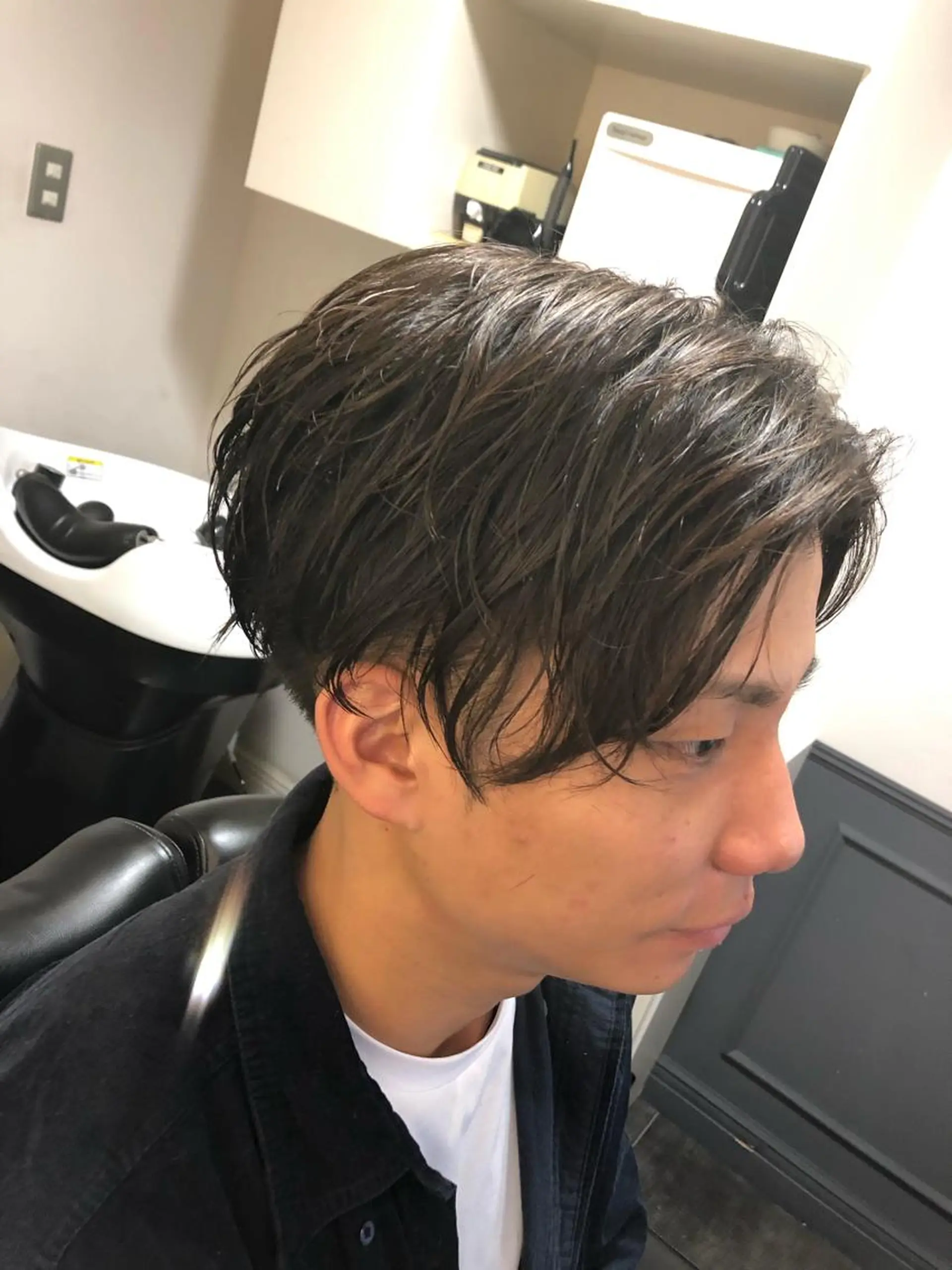 ミディアム パーマ メンズ  LAVIE　NEW STANDARD BARBER所属・【メンズ特化サロン】 【サロモ特別価格】のヘアスタイル