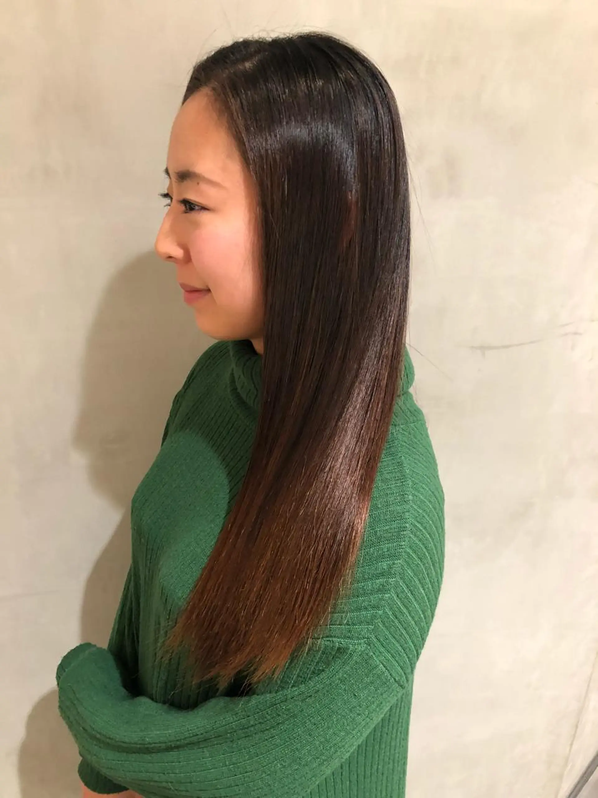 ミディアム カラー パーマ ストレートパーマ 縮毛矯正 トリートメント 大西 直人のヘアスタイル