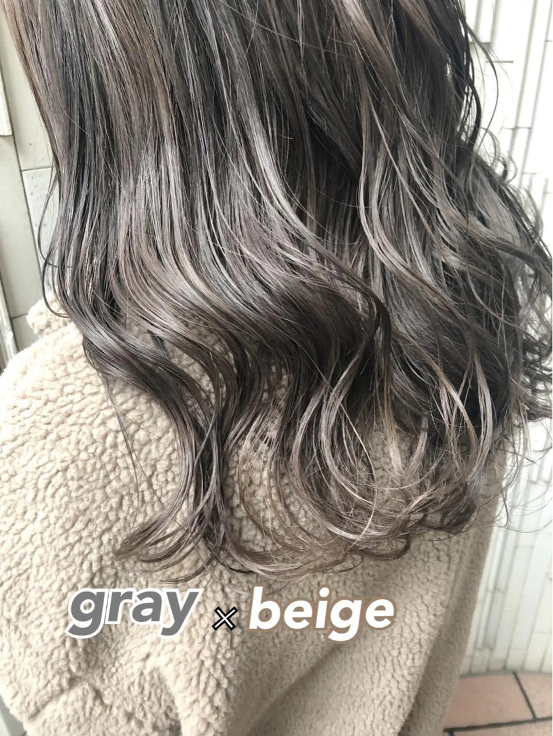 ミディアム カラー ブリーチ グレージュ 🎀トレンドヘア🎀 MIKUのヘアスタイル