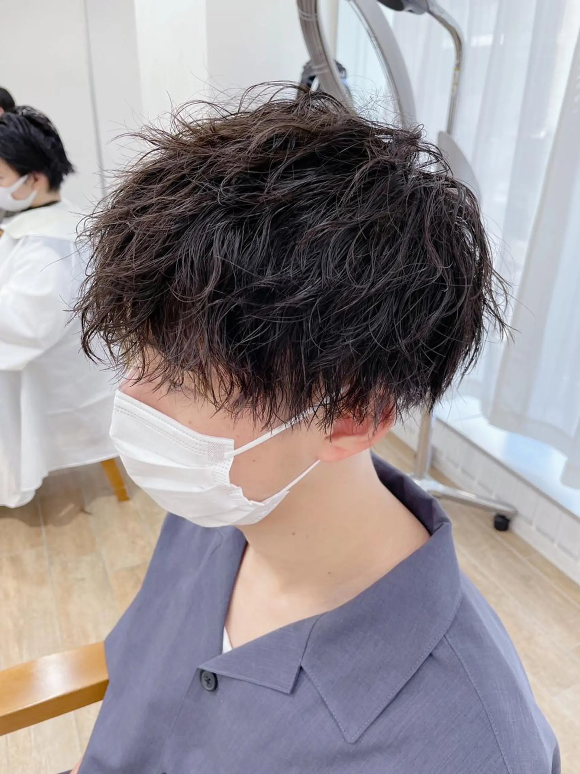 メンズ 🤎ベージュカラー 🐶メンズパーマのヘアスタイル