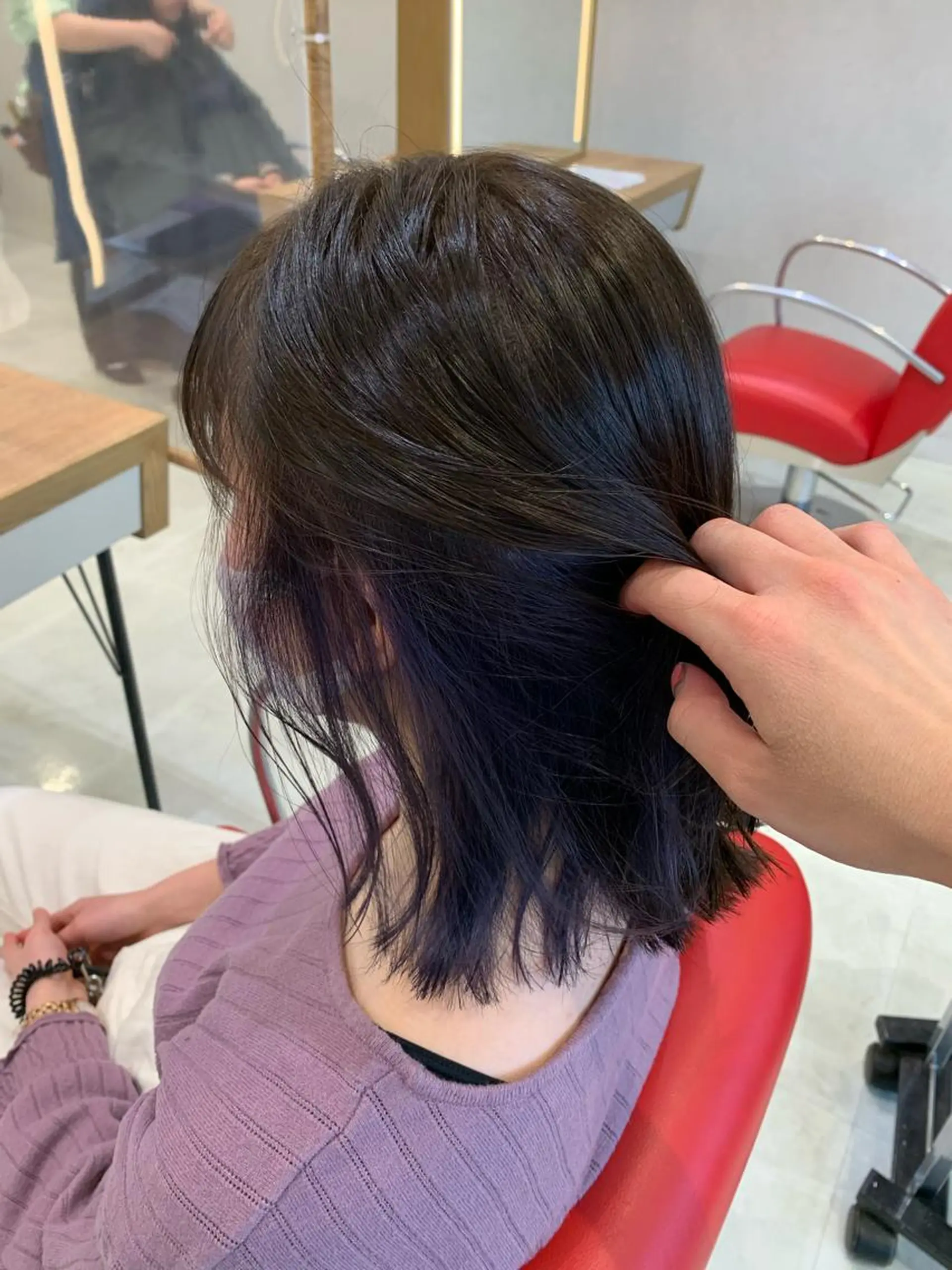 ミディアム カラー ヘアカラー トリートメント ayumi🌈 インナーカラー🌈のヘアスタイル